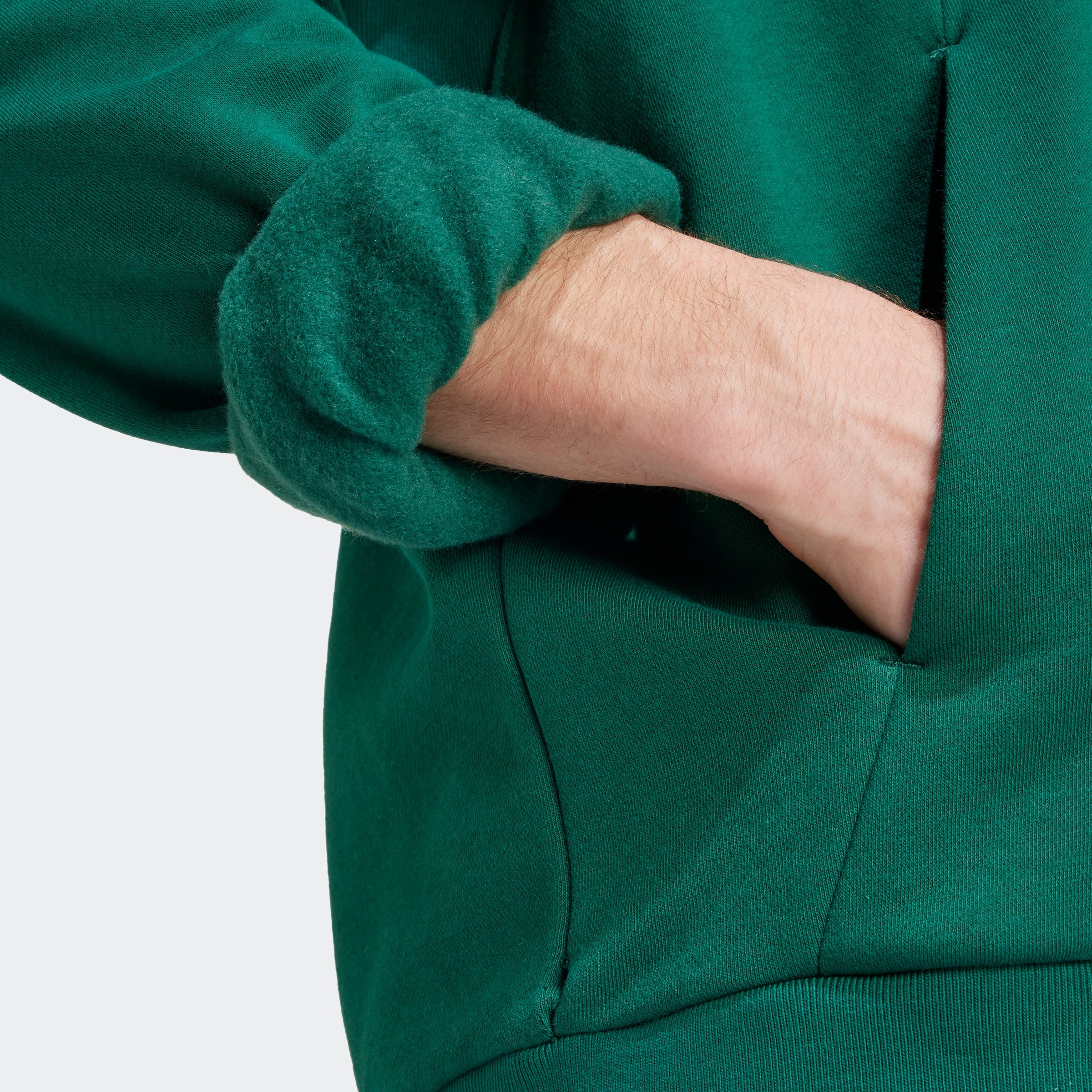 adidas Sportswear Kapuzensweatjacke »M A SZN FL HD«, weiches Fleecematerial