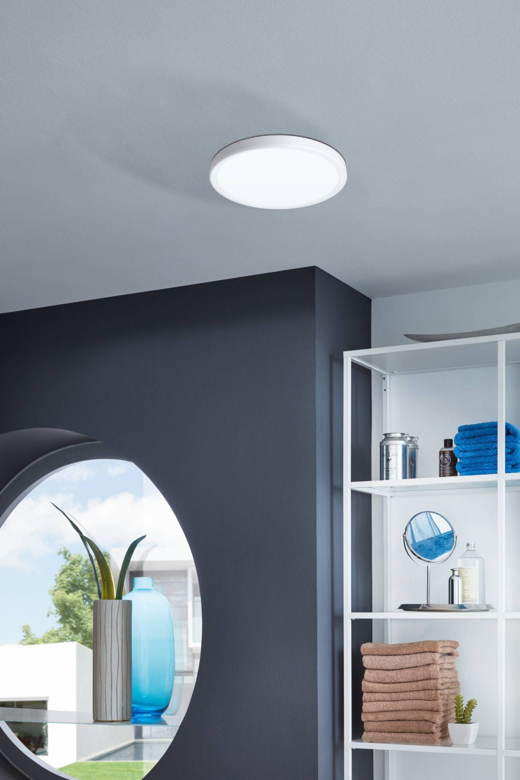 EGLO Aufbauleuchte »Fueva 5 Deckenlampe, Aufbaulampe, Stahl und Kunststoff, weiß, Lampe« LED-Modul 1 Stk. Warmweiß Ø 28,5 cm, Aufbauleuchte, Bad-Deckenlampe, LED Aufbaulampe, IP44