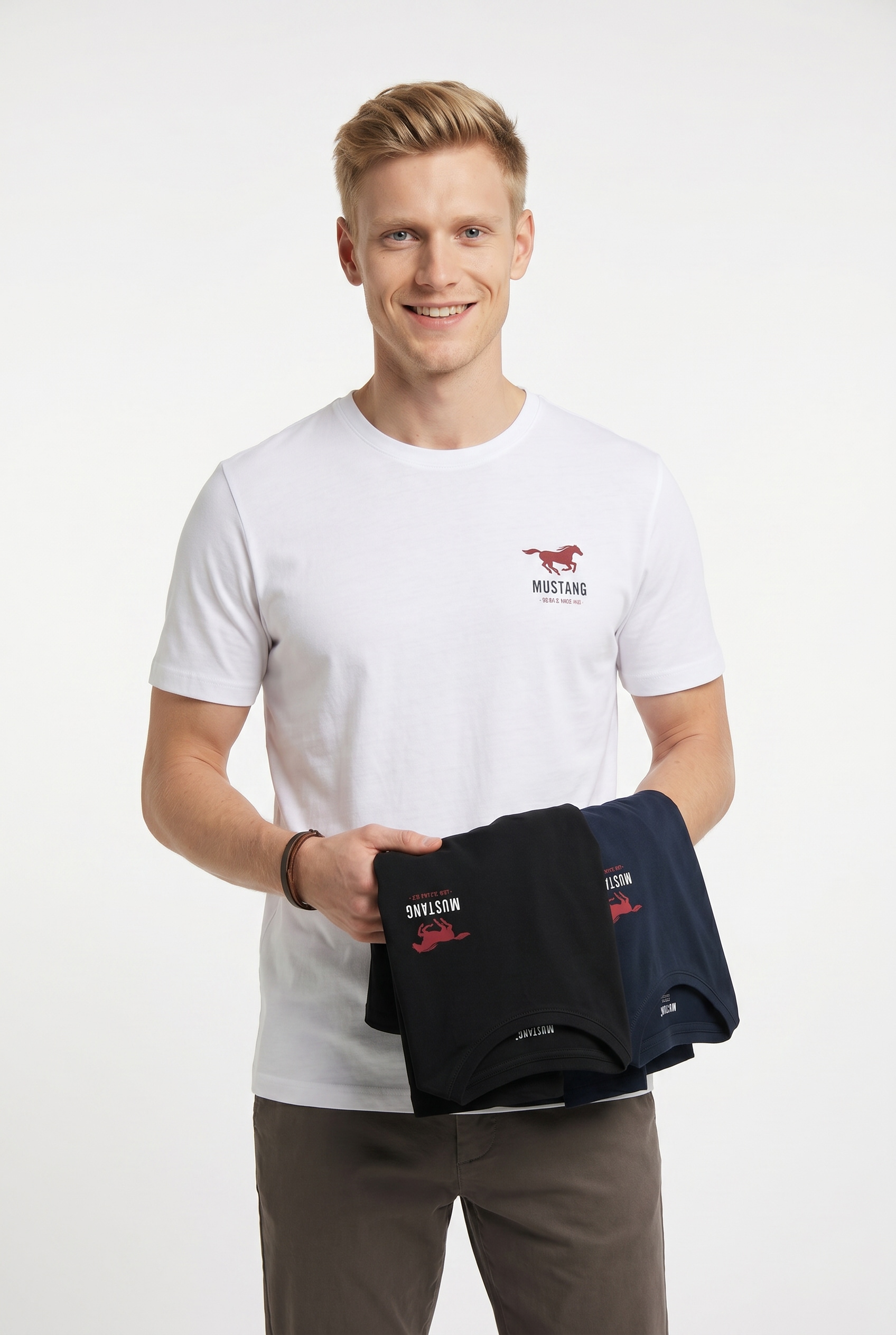 MUSTANG T-Shirt »MUAlex 3-Pack« Packung, 3 auch ideal zum Unterziehen