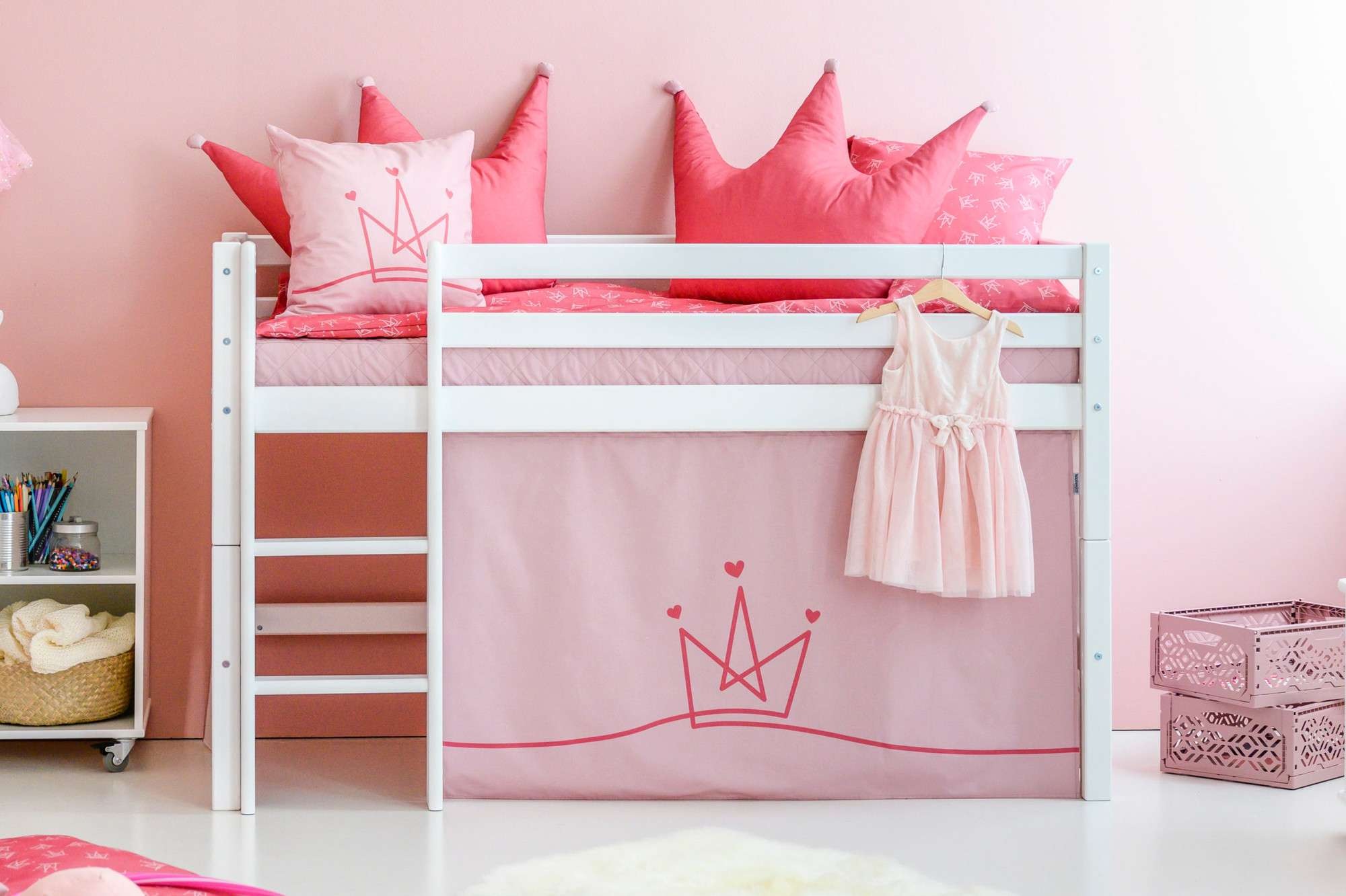 Hoppekids Hochbett "ECO Dream, Kinderbett, Spielbett, Halbhohes Bett aus Massivholz" inkl. Vorhang-Set Creator, Bettgröße & Matratze wählbar