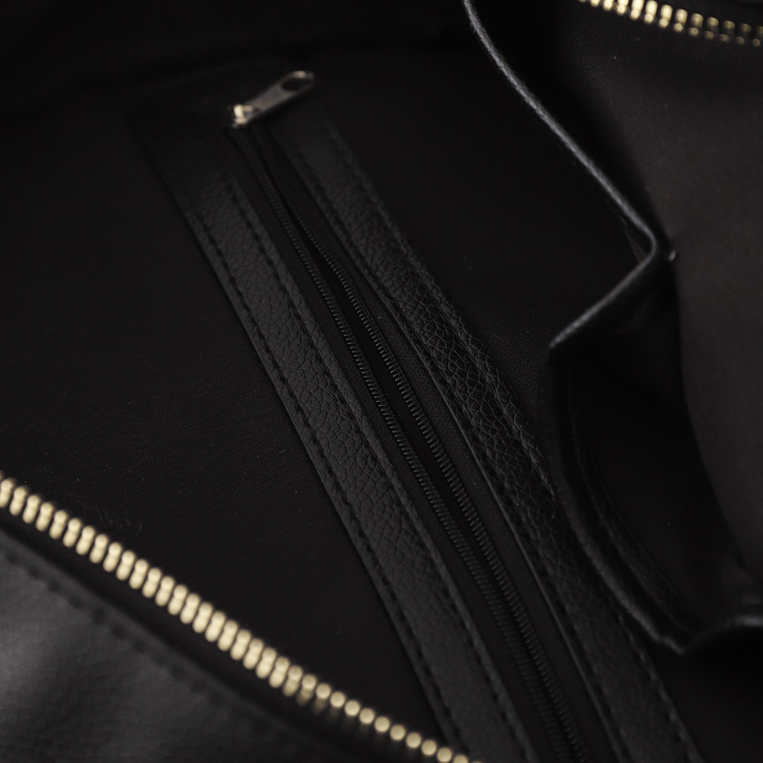 MARCO TOZZI Cityrucksack, Freizeitrucksack mit kontratfarbigem Logoschriftzug