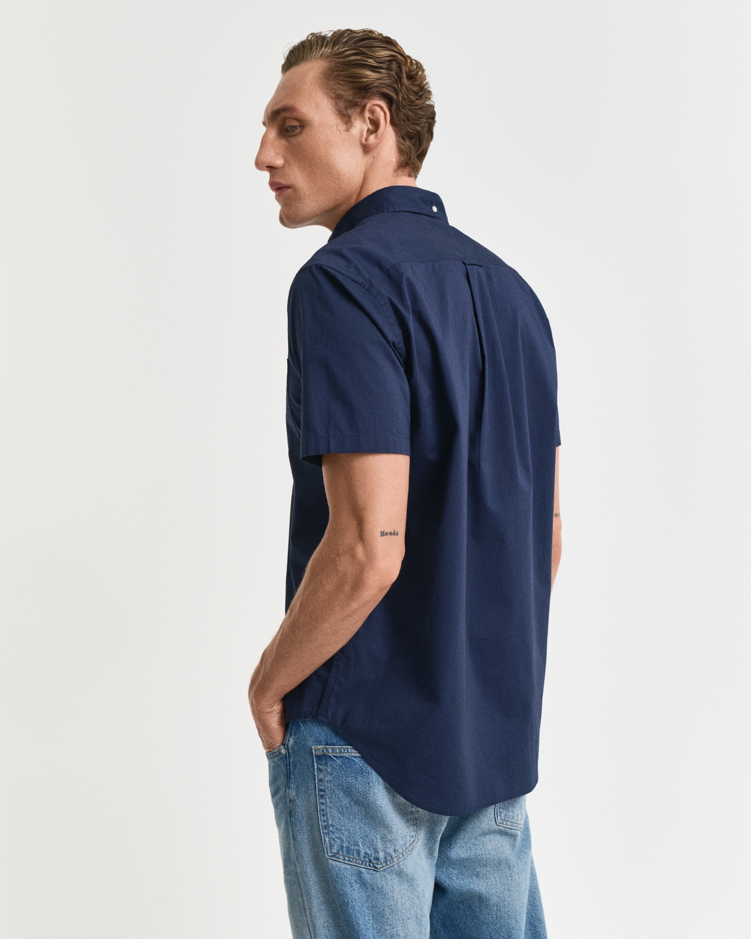 Gant Kurzarmhemd »Regular Fit Popeline Hemd leicht strapazierfähig pflegeleicht«, mit einer kleinen Logostickerei auf der Brusttasche