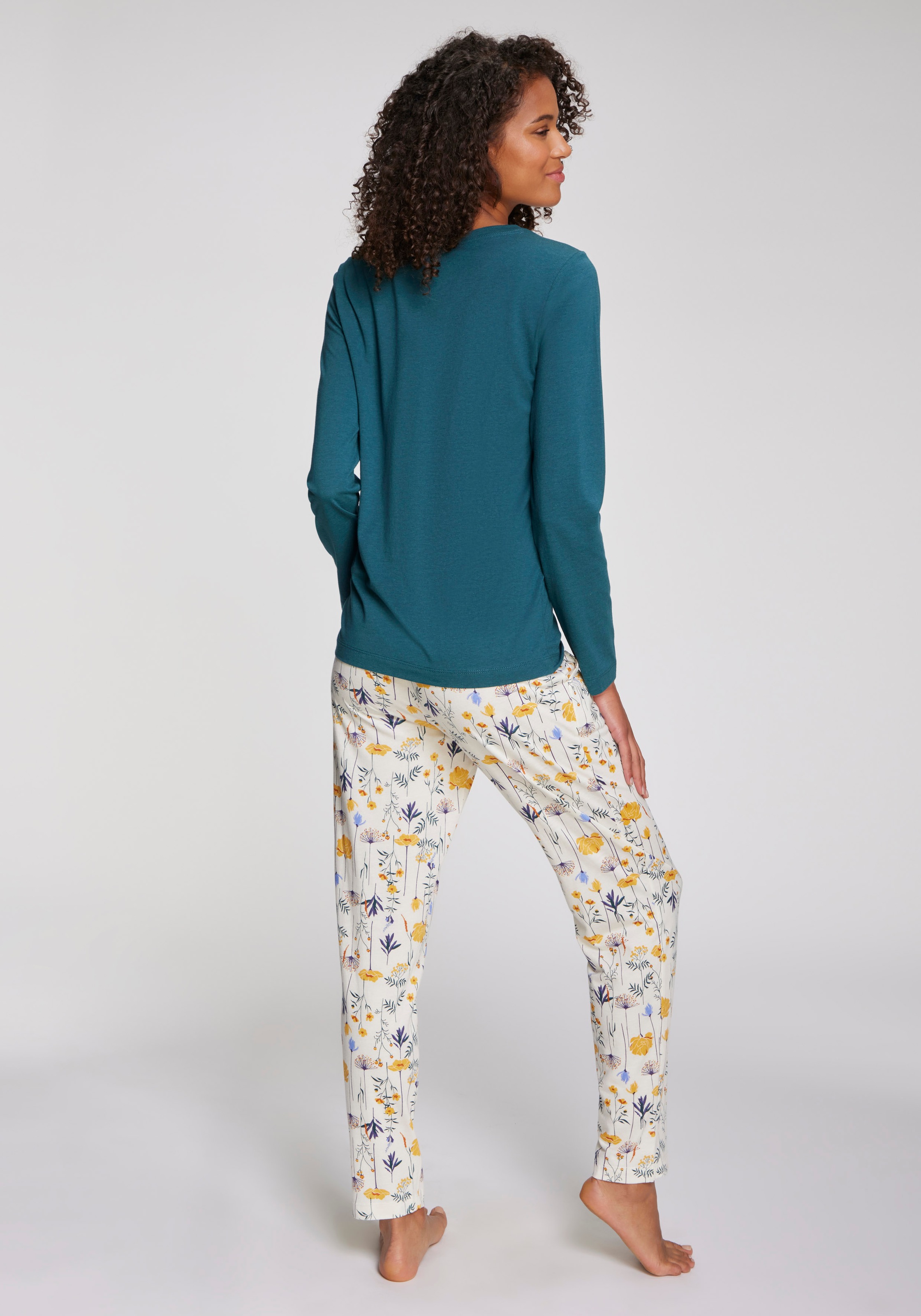 Vivance Dreams Pyjama 2-teilig, 2 tlg. Mit schönem Muster