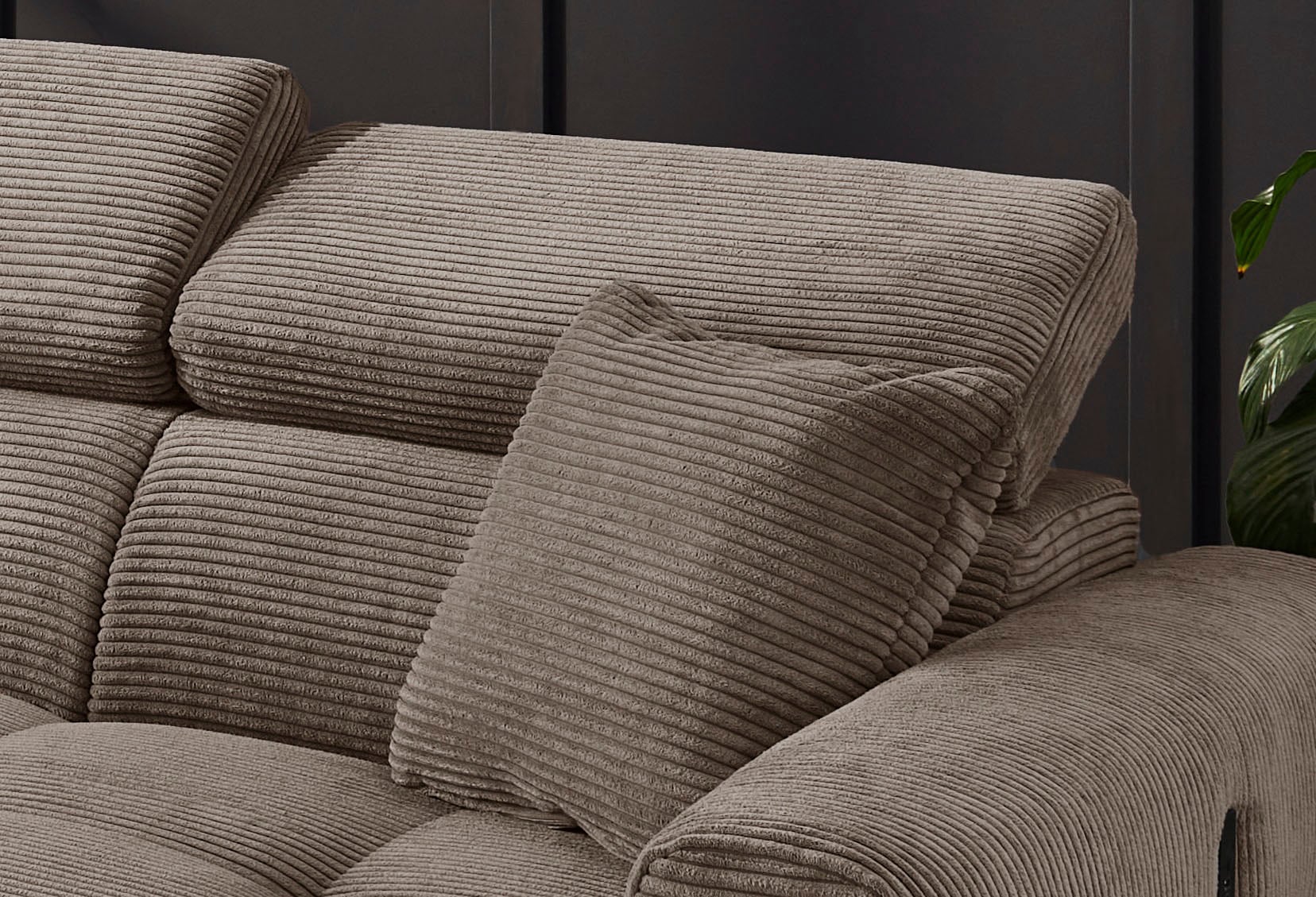 Jockenhöfer Gruppe Ecksofa »Cremona L-Form, B: 263 cm, mit 30 cm elektr. Sitztiefenverstellung« 140kg Belastbarkeit je Sitz, Kopfteilverstellung & USB-Anschluss