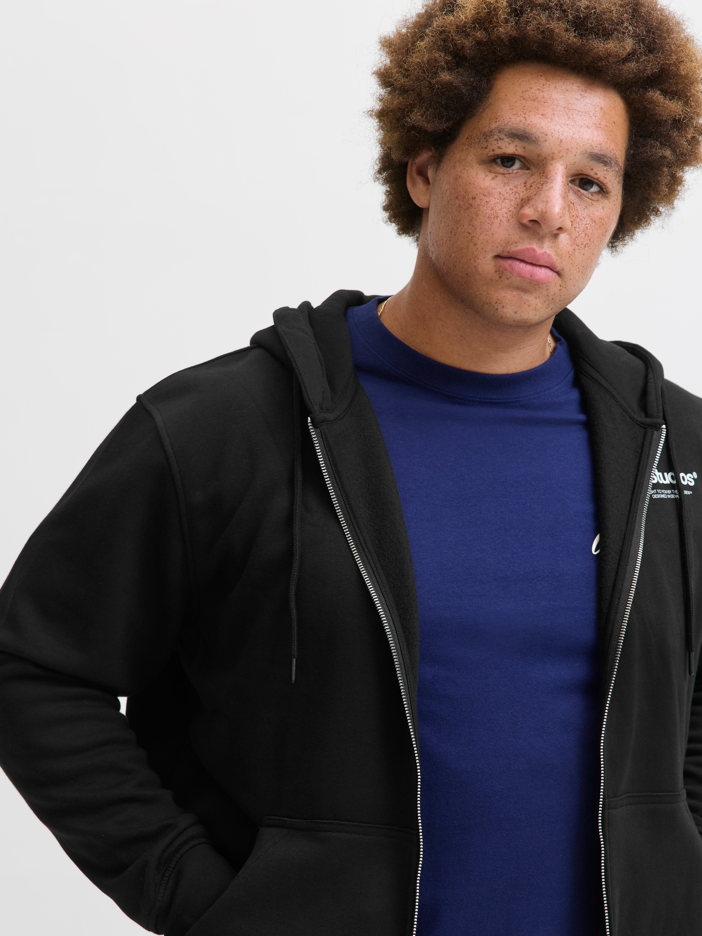 Jack & Jones PlusSize Kapuzensweatshirt »JJESOHO SWEAT ZIP HOOD NOOS PLS«
