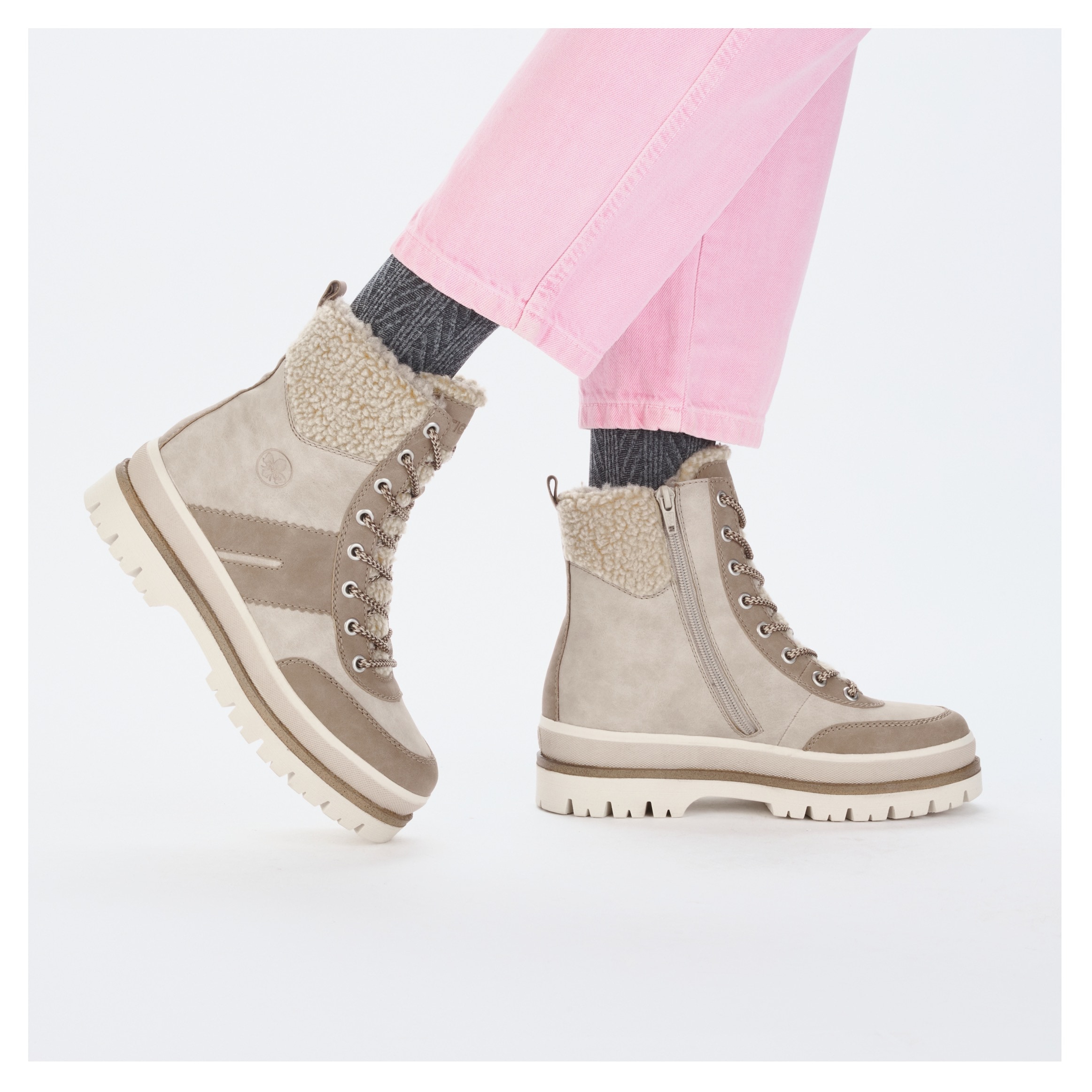 Rieker Winterstiefelette  Plateauboots, Winterboots, Schnürboots mit Innenreißverschluss