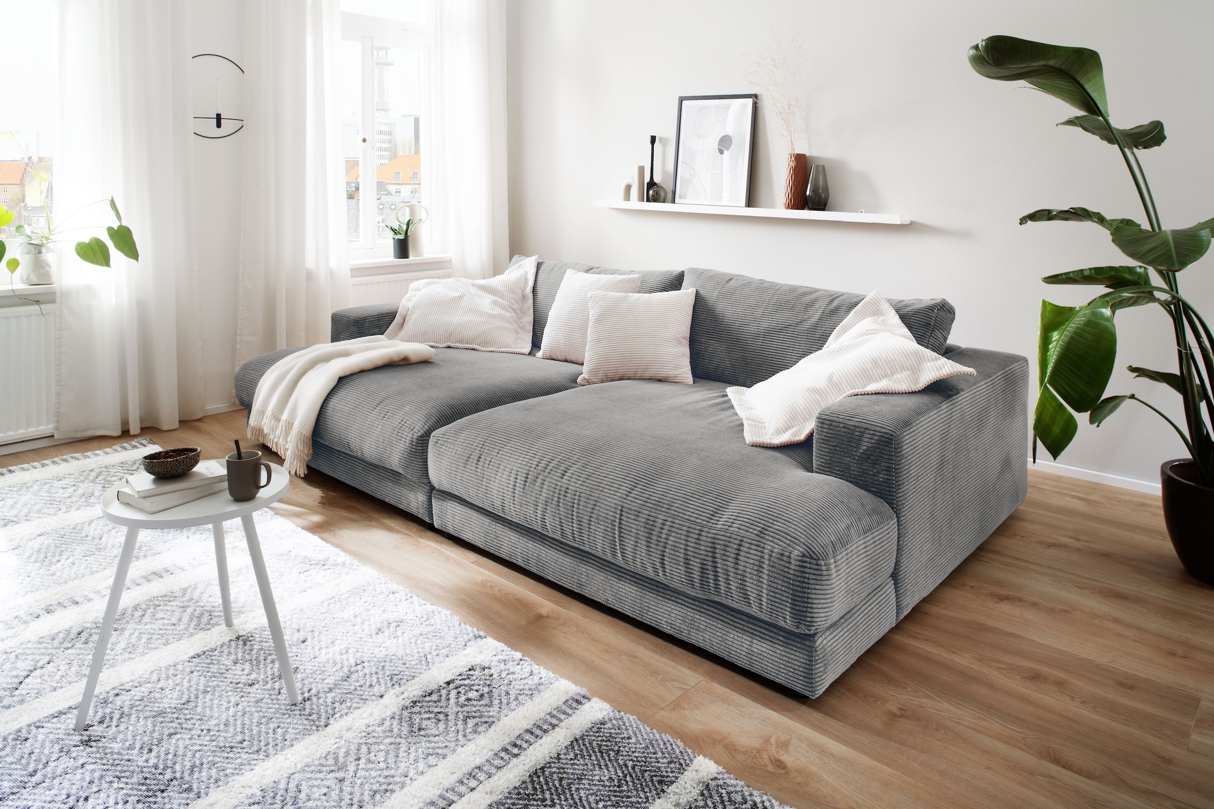 Places of Style Loungesofa »Enisa, B/T/H: 290/170/85 cm«, Zeitloses und stylisches Loungemöbel, Mega-Sofa, Big-Sofa XXL
