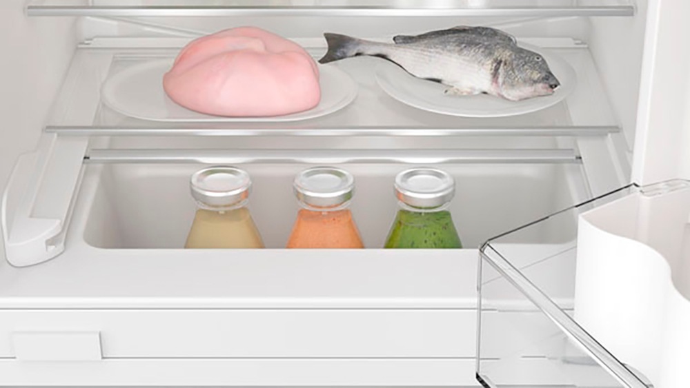 BOSCH Einbaukühlschrank Serie 4 »KUR21VFE0«
