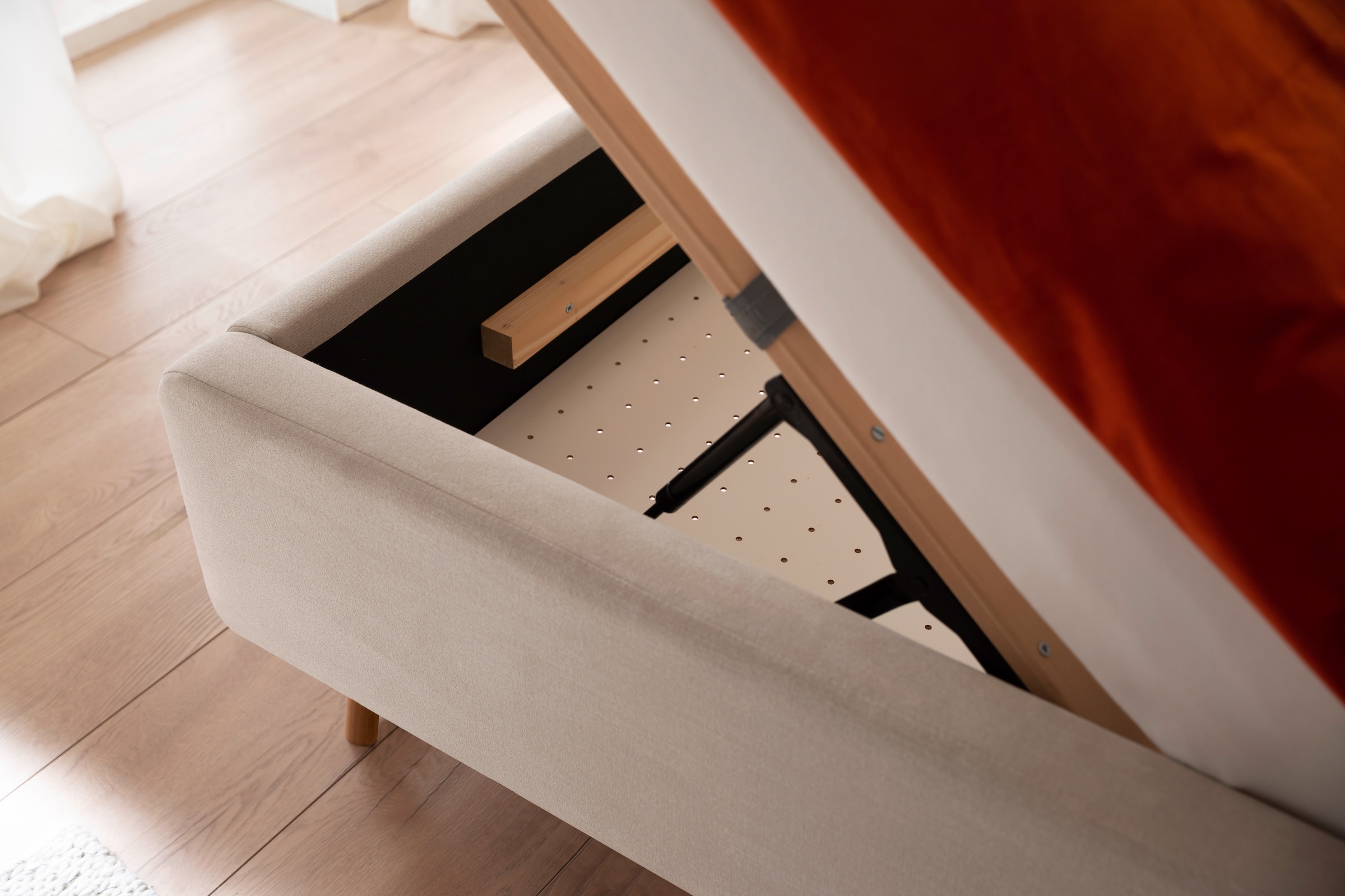 meise.möbel Polsterbett »Mila« mit Bettkasten