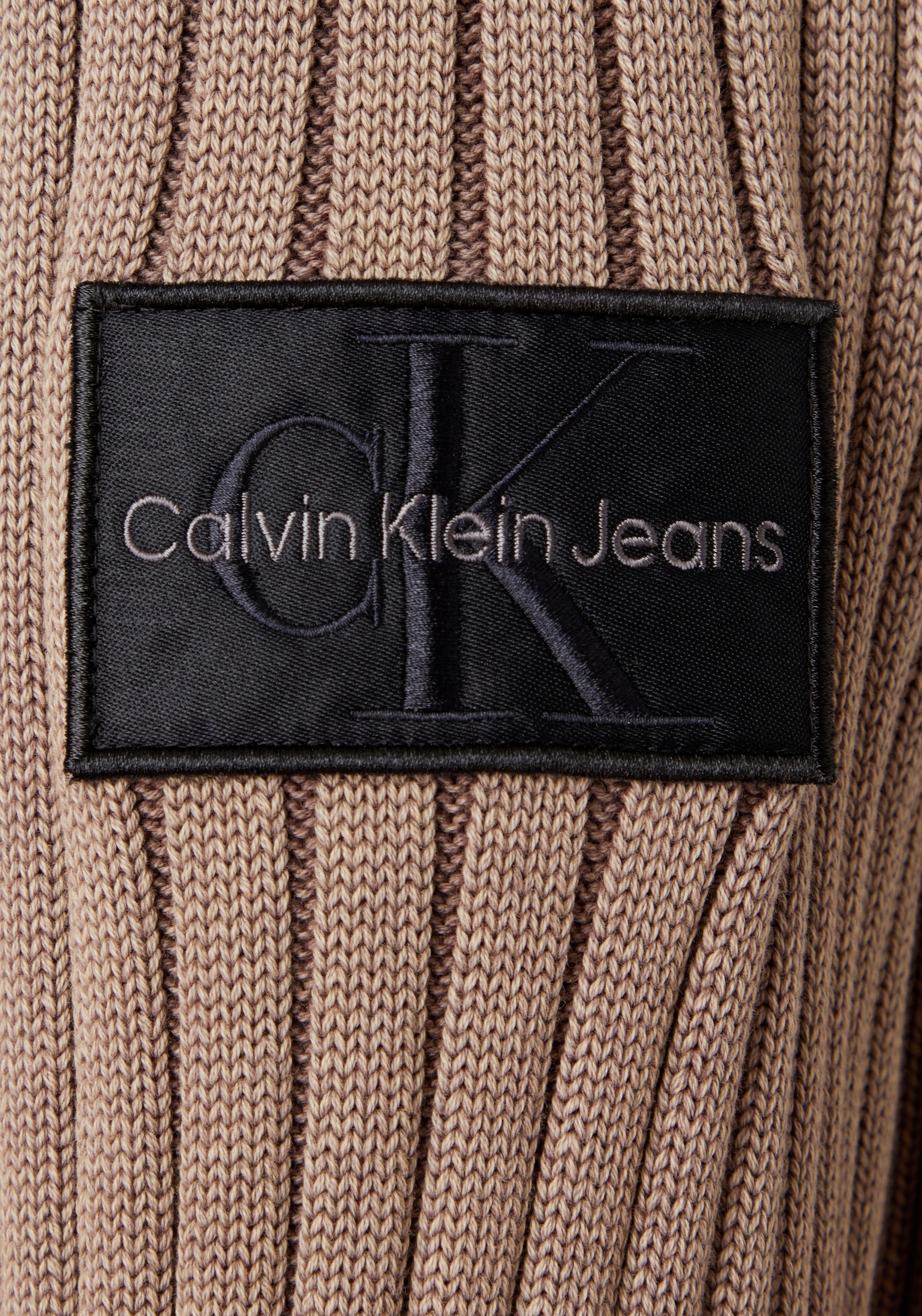 Calvin Klein Jeans Strickpullover, mit Calvin Klein Logo-Badge am Ärmel