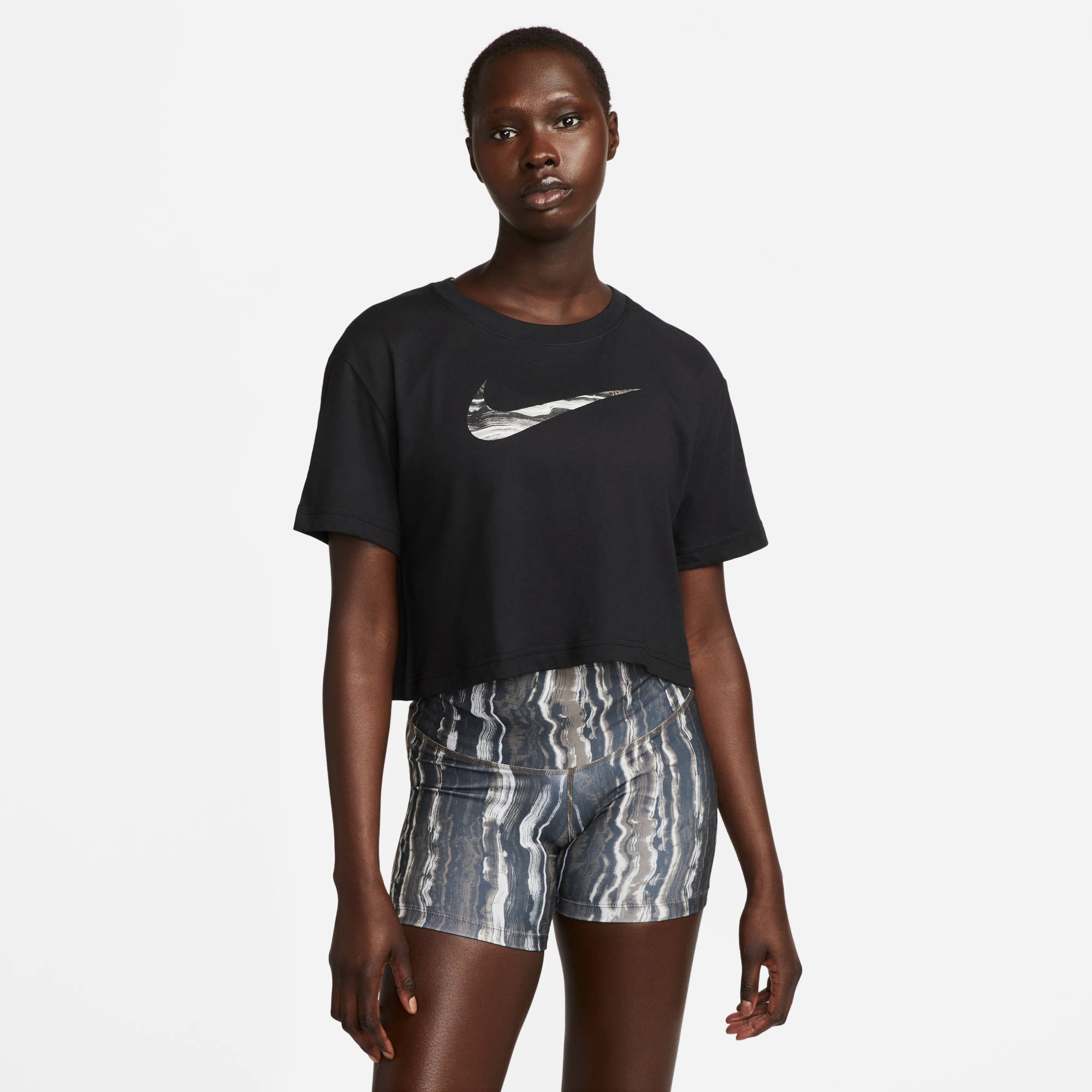 Nike Trainingsshirt »Dri-FIT Women's Short-Sleeved Cropped Yoga Tee«