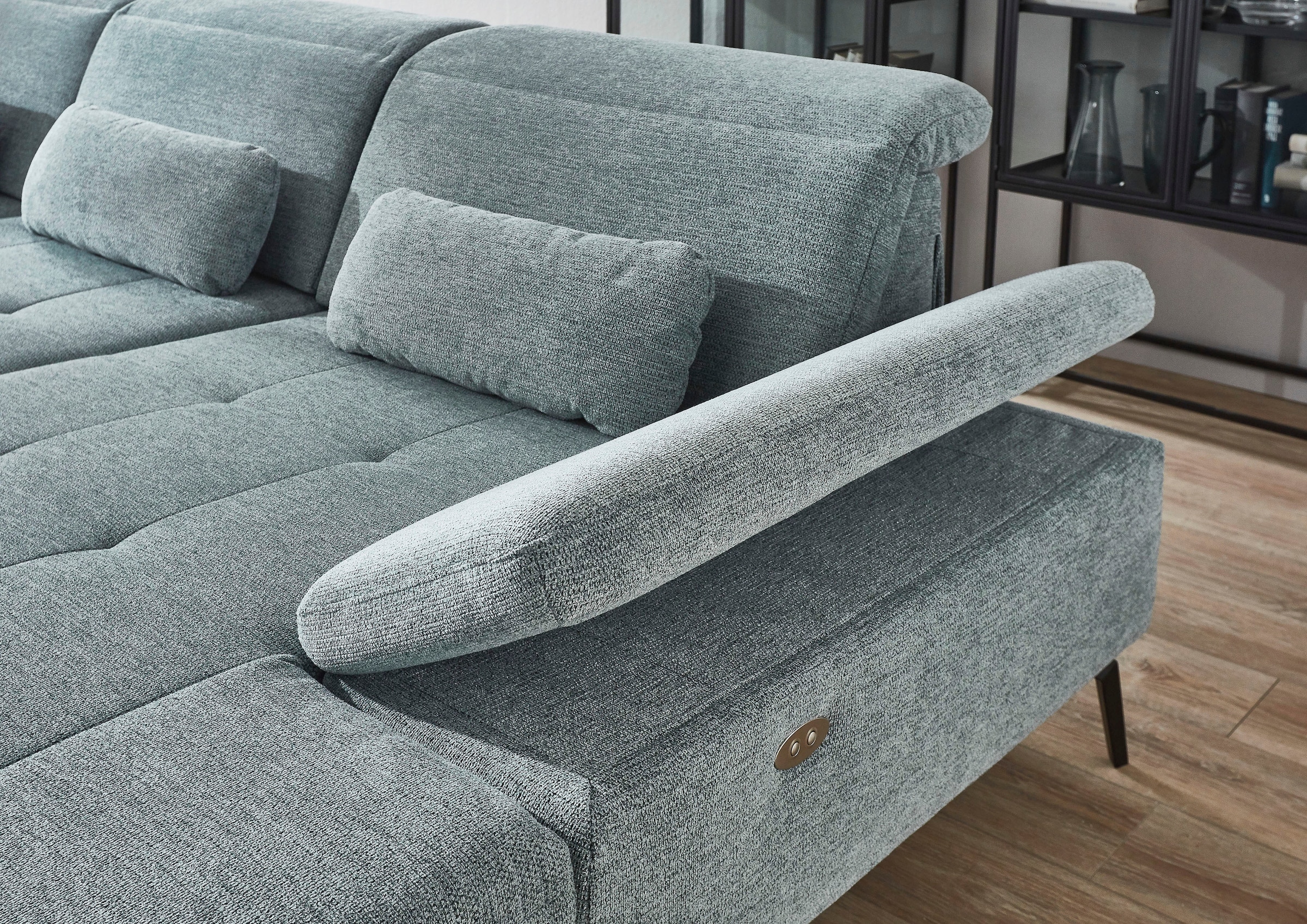 Die PlanBar Ecksofa »MP-IN20126 L-Form«, mit Kopfteilverstellung, optional Sitztiefen- & Armteilverstellung