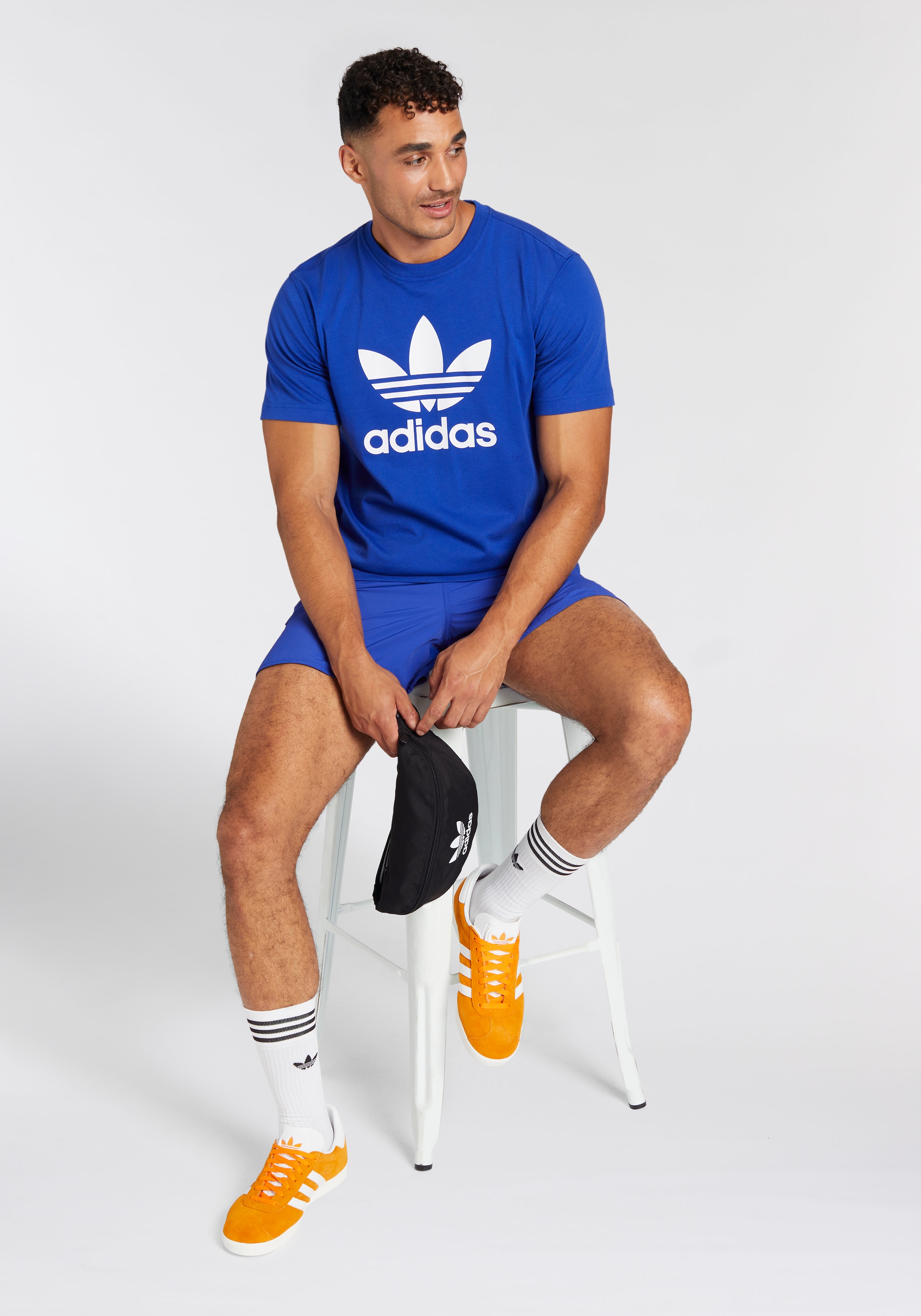 adidas Originals T-Shirt »TREFOIL T-SHIRT«, Basic Shirt mit großem Trefoil Logoprint