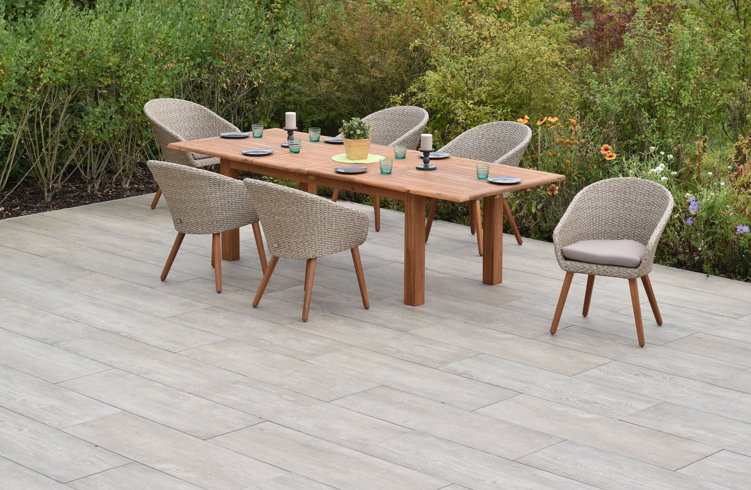 MERXX Garten-Essgruppe »»Arrone«« Set, Tisch doppelt ausziehbar: 100x 180/220/260x 75 cm, 7 Stk. tlg. Sesselbeine aus Akazienholz, Beine 9x9 cm, Tischplatte 3 cm