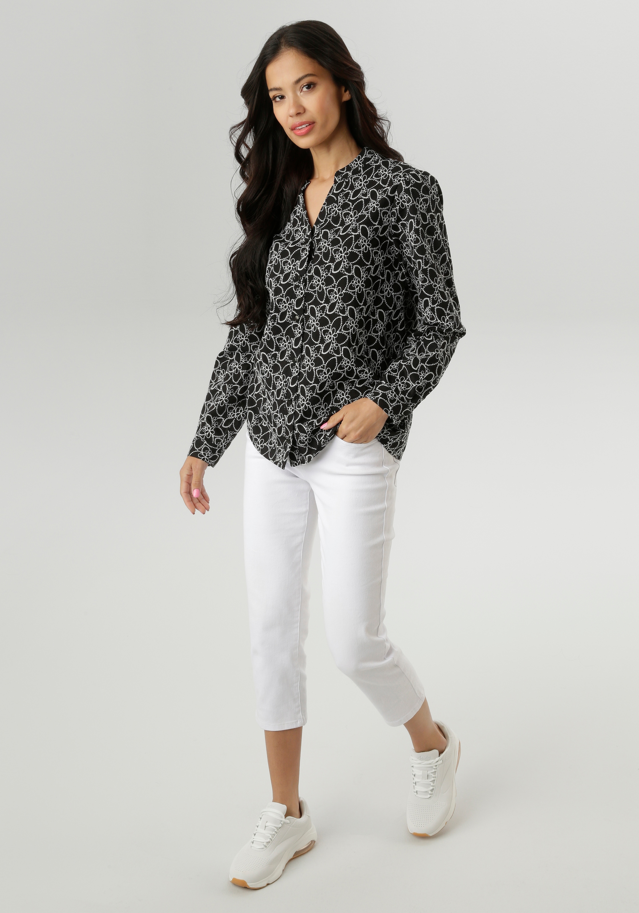 Aniston SELECTED Langarmbluse mit trendiger und aufwendiger Stickerei allover