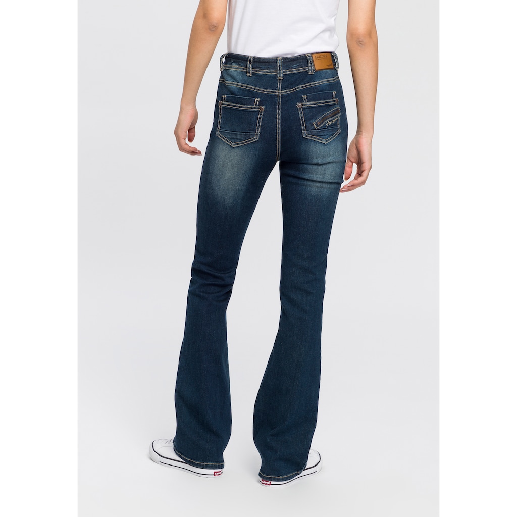 Arizona Bootcut-Jeans »mit Zippertasche« High Waist
