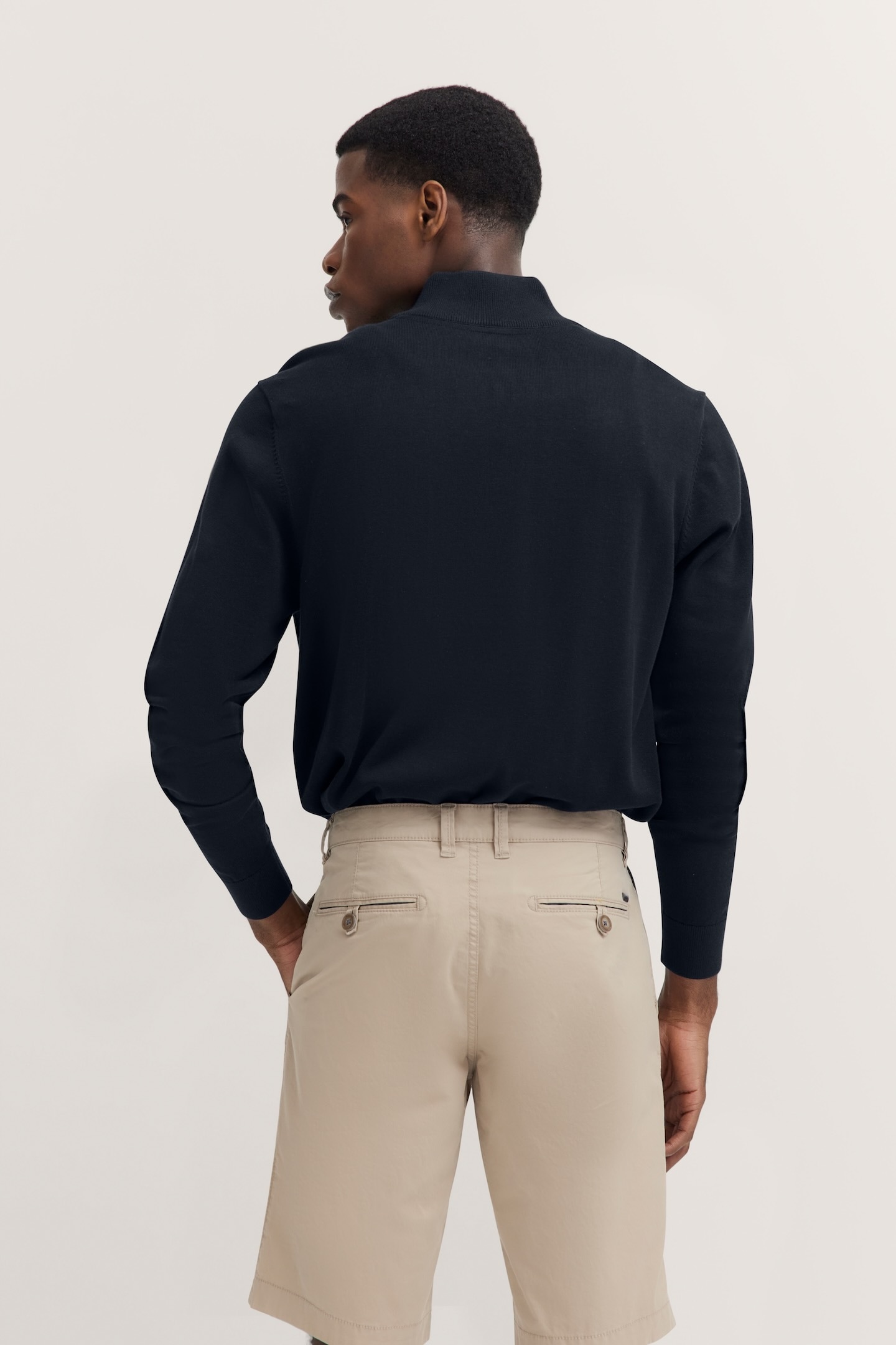 bugatti Troyer mit Stehkragen