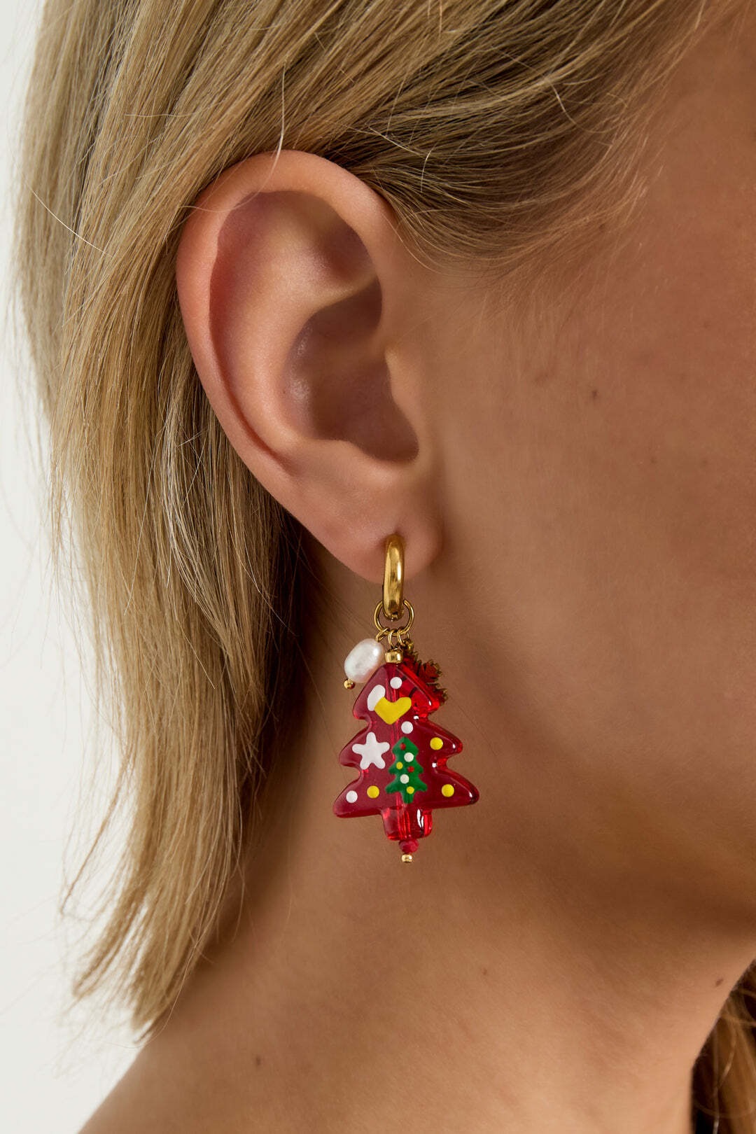 Adelia´s Paar Creolen »Ohrringe Creolen mit Weihnachtsbaumanhängern aus Edelstahl« Stylischer Modeschmuck mit Weihnachtsbaum- und Schneeflocken-Anhängern