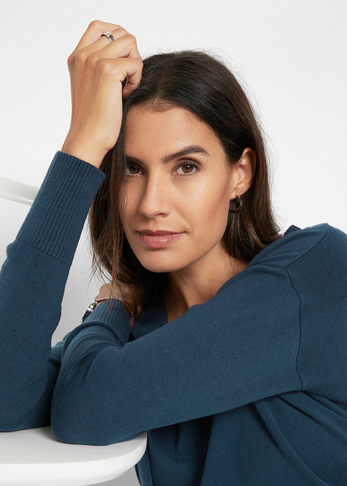 bonprix Longpullover »Long-Pullover« Long-Pullover mit V-Ausschnitt und Seitenschlitzen