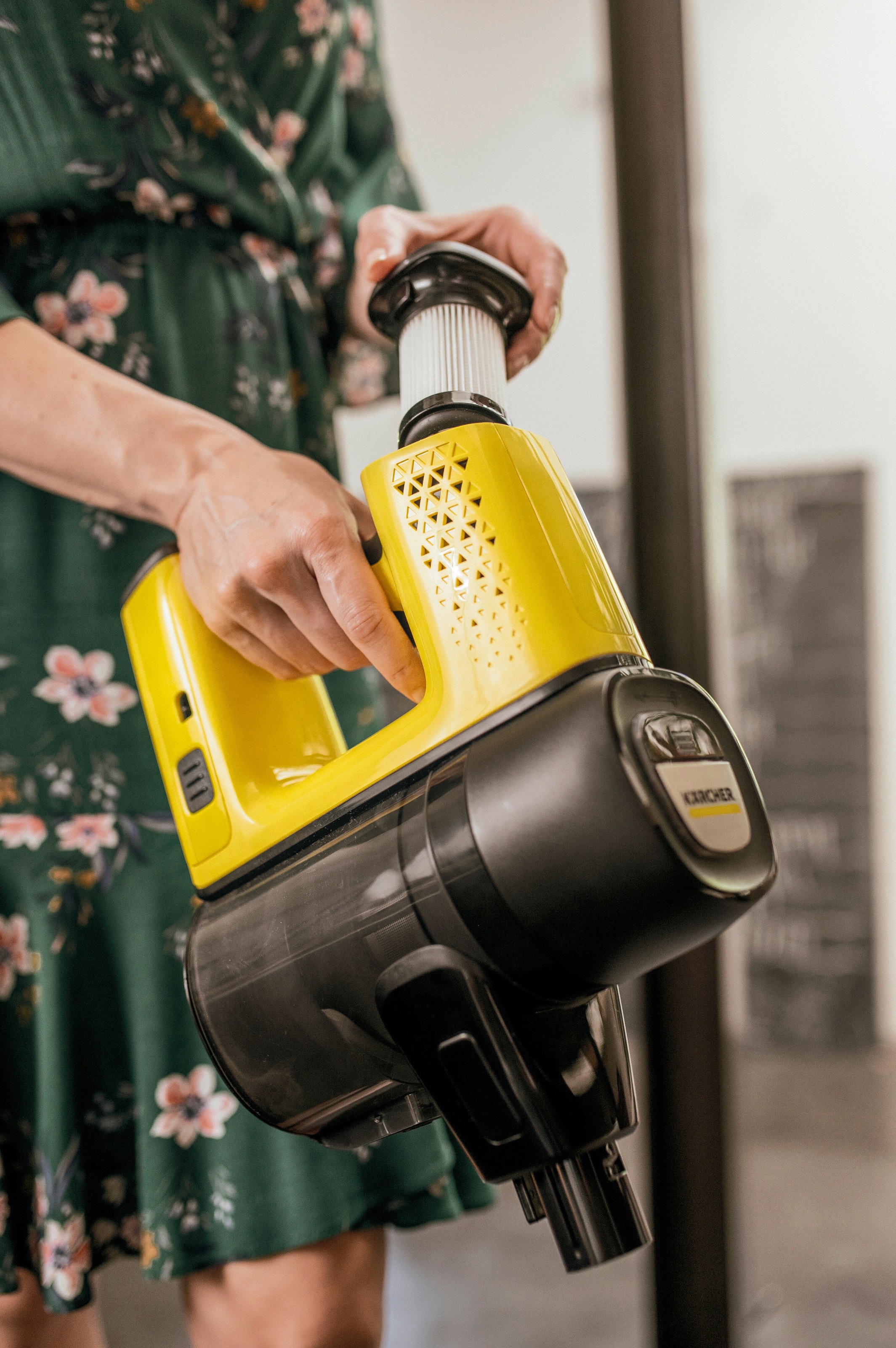 KÄRCHER Akku-Stielstaubsauger »VC 6 Cordless ourFamily«