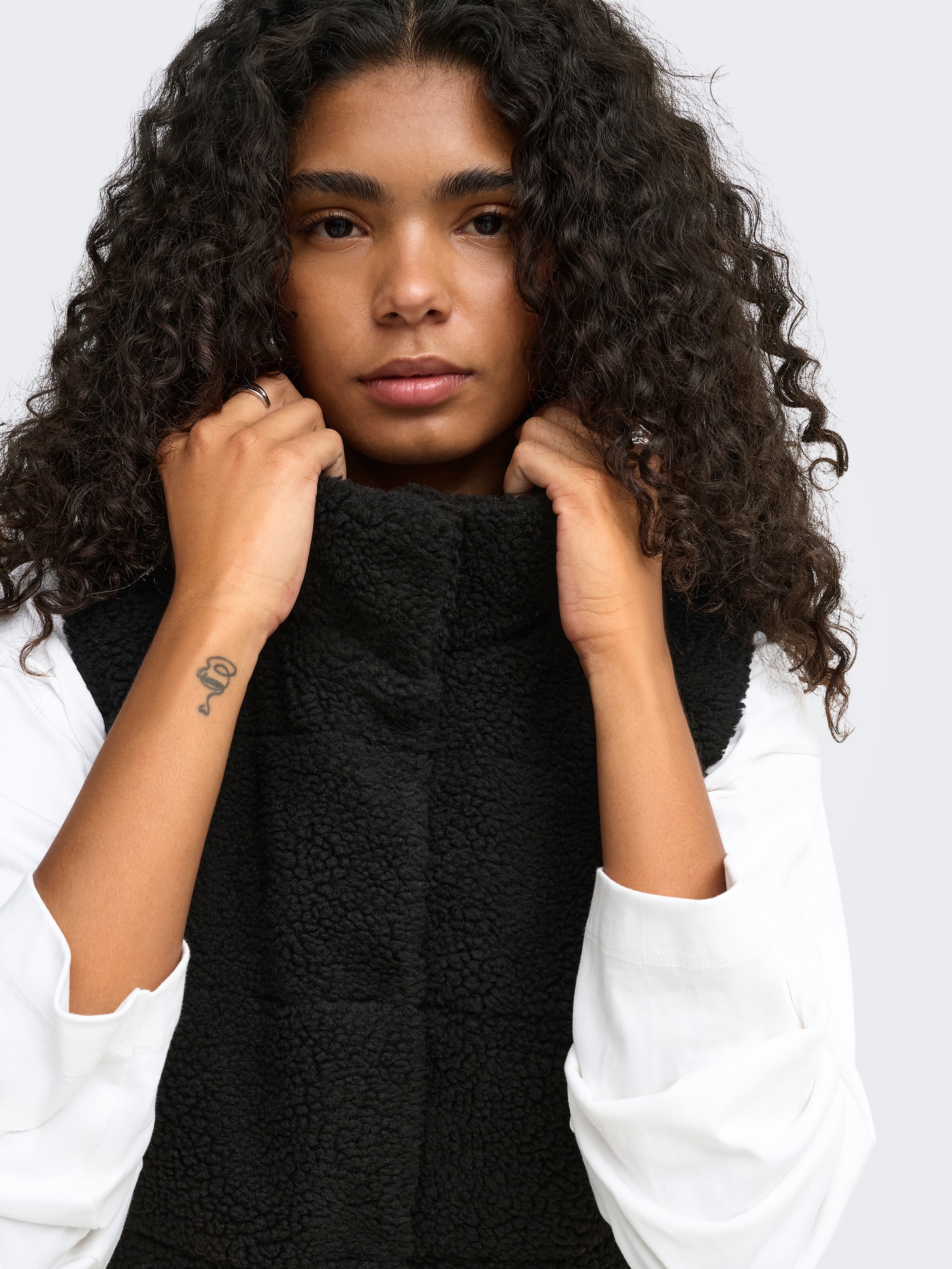 ONLY Plüschweste »ONLSANDRA TEDDY WAISTCOAT LIFE OTW NOOS« Kunstfaser