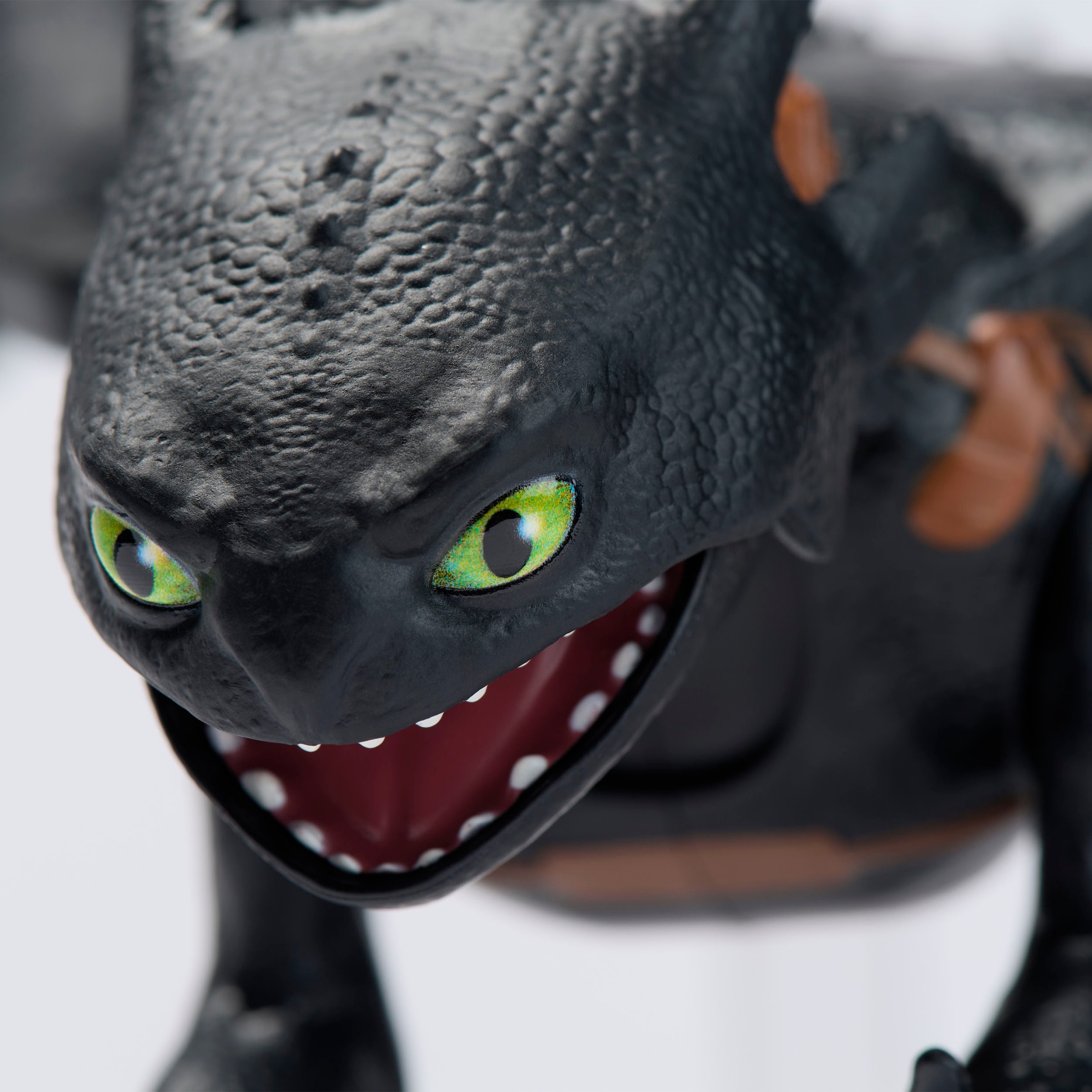 Spin Master Spielfigur »Dragons Movie - Plasma Blast Ohnezahn«, mit Licht- und Soundeffekt