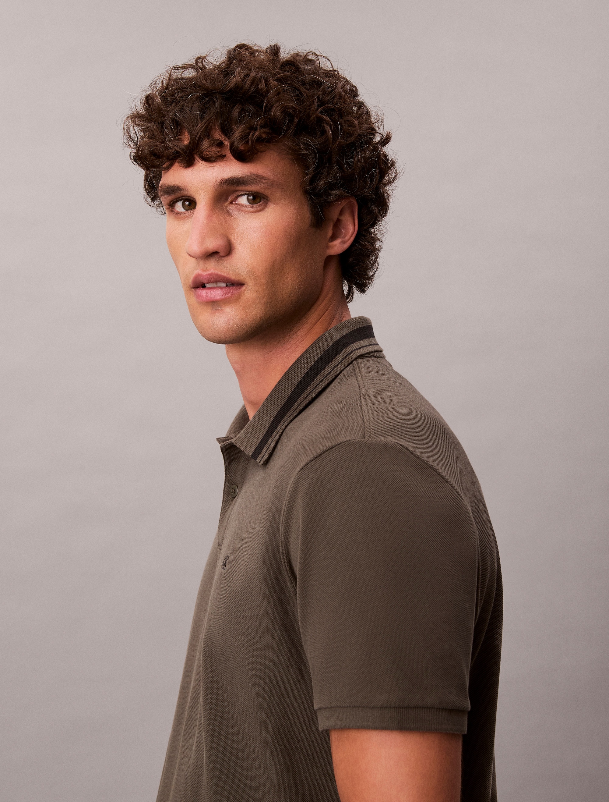 Calvin Klein Jeans Poloshirt »SS CSL PQ CLSSC TPPD« Mit Rundhalsausschnitt