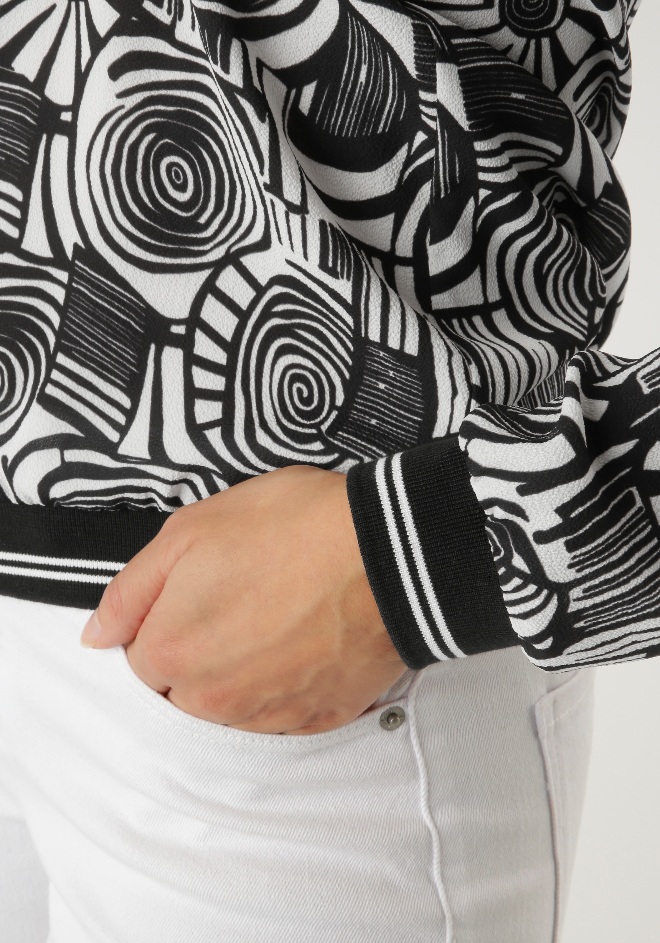 Aniston SELECTED Shirtbluse mit gestreiften Bündchen und Retro-Muster - NEUE KOLLEKTION