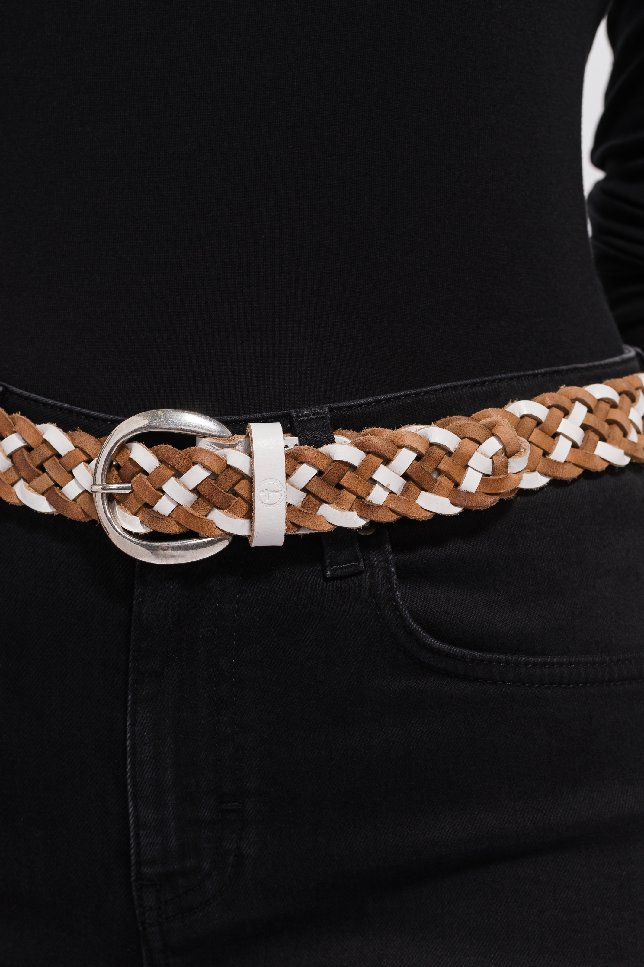 Tamaris Flechtgürtel »"Dana Silver"« mit individueller Längenverstellung, aus Rindsleder, 3 cm breit