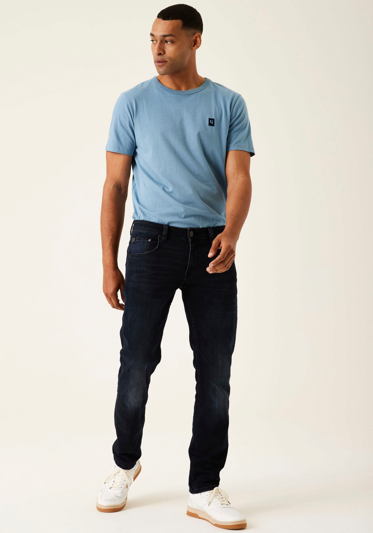 Garcia Tapered-fit-Jeans »Russo 611« bei ♕ | Stretchjeans