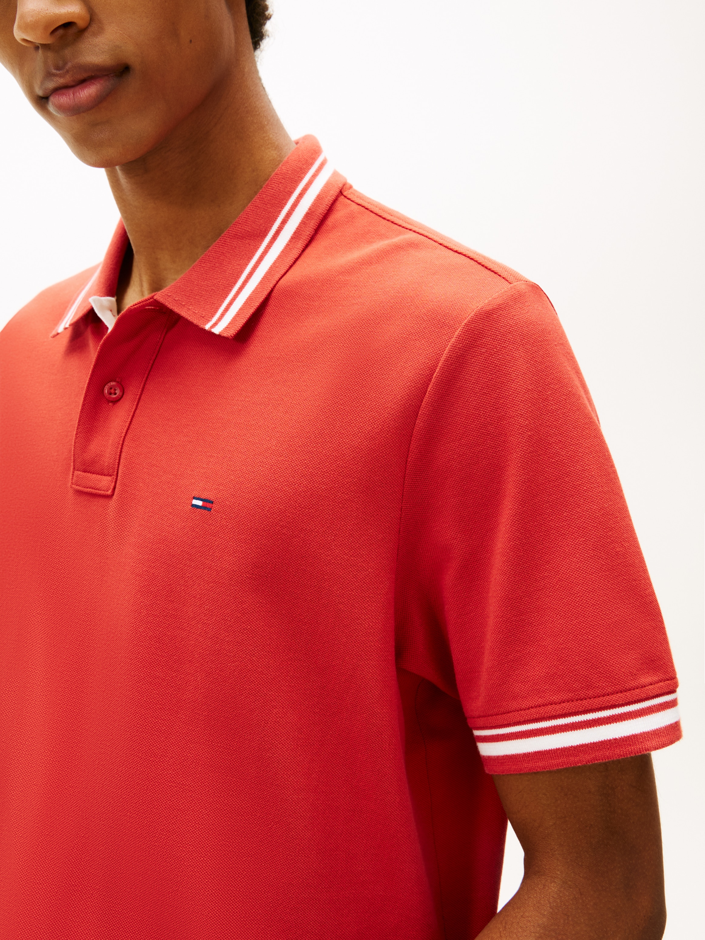 Tommy Jeans Poloshirt »TJM REG TIPPED POLO EXT« Mit Rundhalsausschnitt
