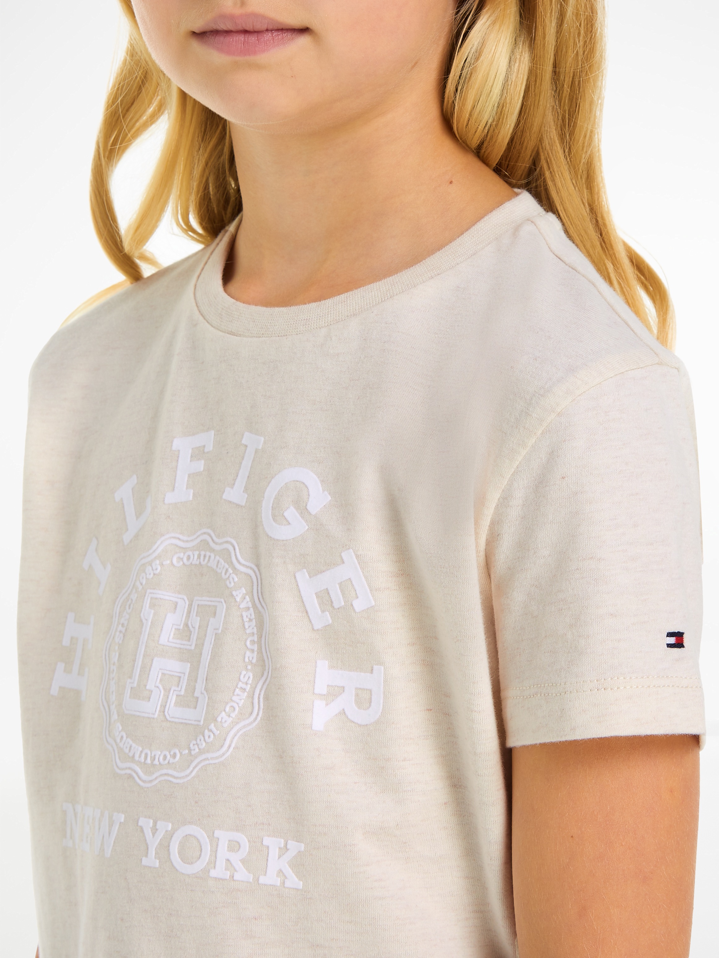 Tommy Hilfiger T-Shirt »HILFIGER VARSITY TEE S/S«, Kinder bis 16 Jahre