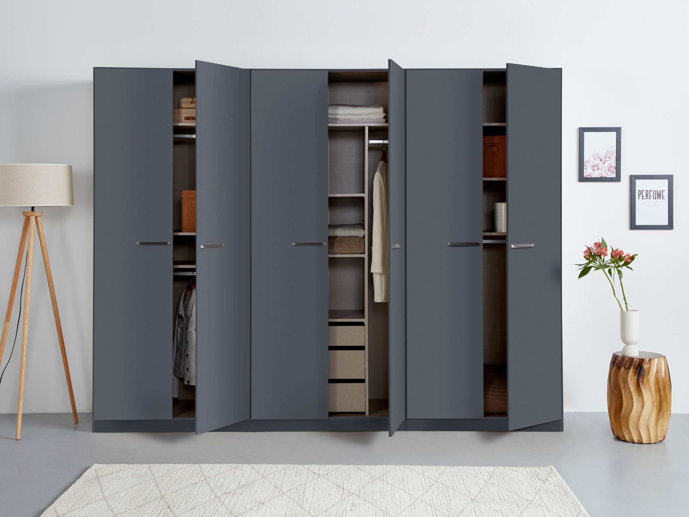 rauch Drehtürenschrank »Kleiderschrank Schrank Garderobe TOPSELLER OTELI inkl. Inneneinteilung«, mit 3 Innenschubladen extra Böden optional mit Spiegel MADE IN GERMANY