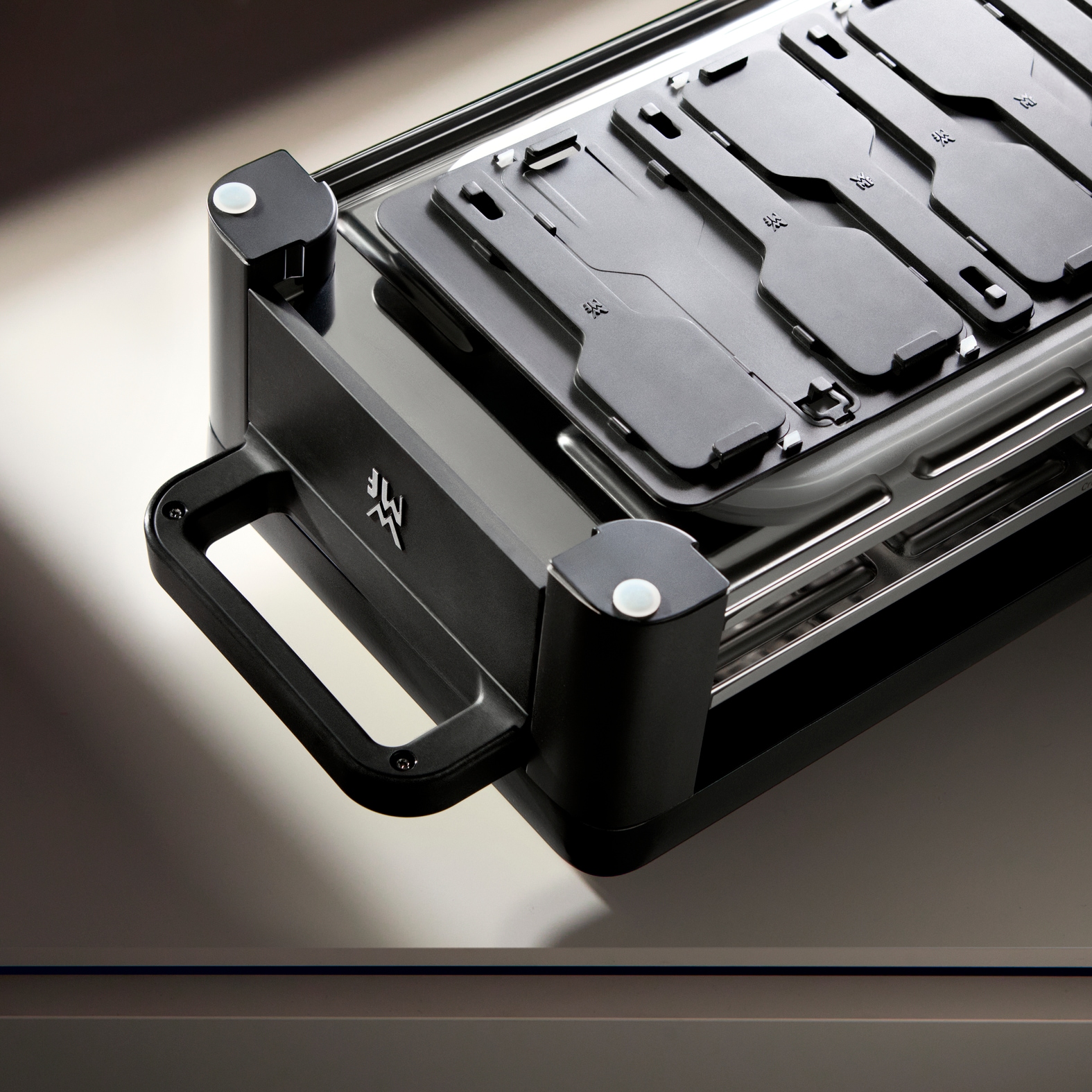 WMF Raclette »Master«, 8 St. Raclettepfännchen, 1500 W, indirekte LED-Beleuchtung, Keramikbeschichtung, 8 Pfännchen, 1500 W