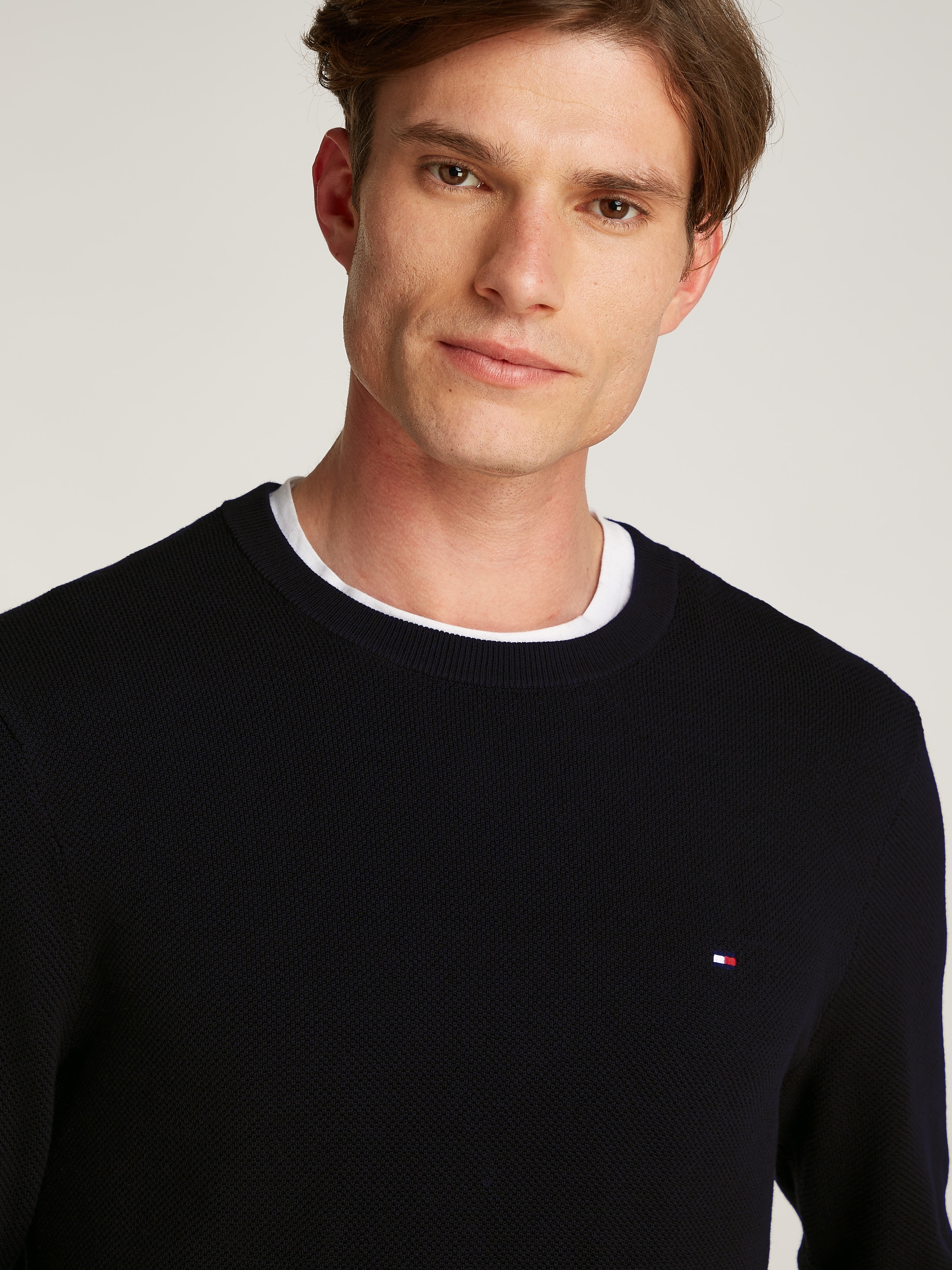 Tommy Hilfiger Rundhalspullover »ESSENTIAL STRUCTURE CREW NECK«, mit feiner Struktur