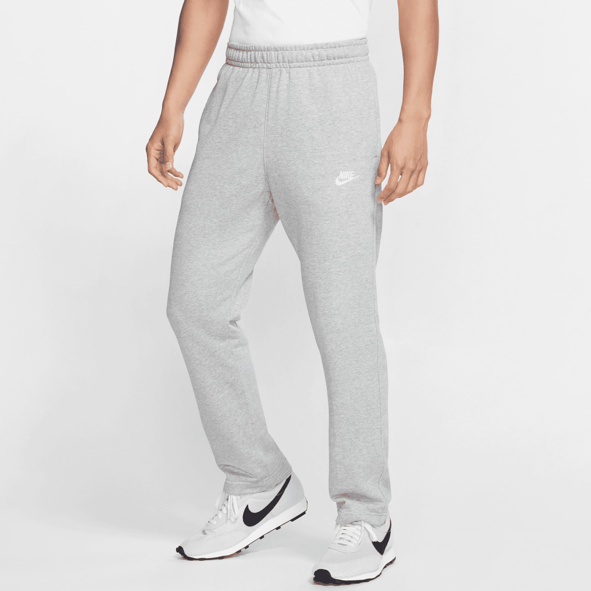 Nike Sportswear Jogginghose »CLUB MENS FRENCH TERRY PANTS«
