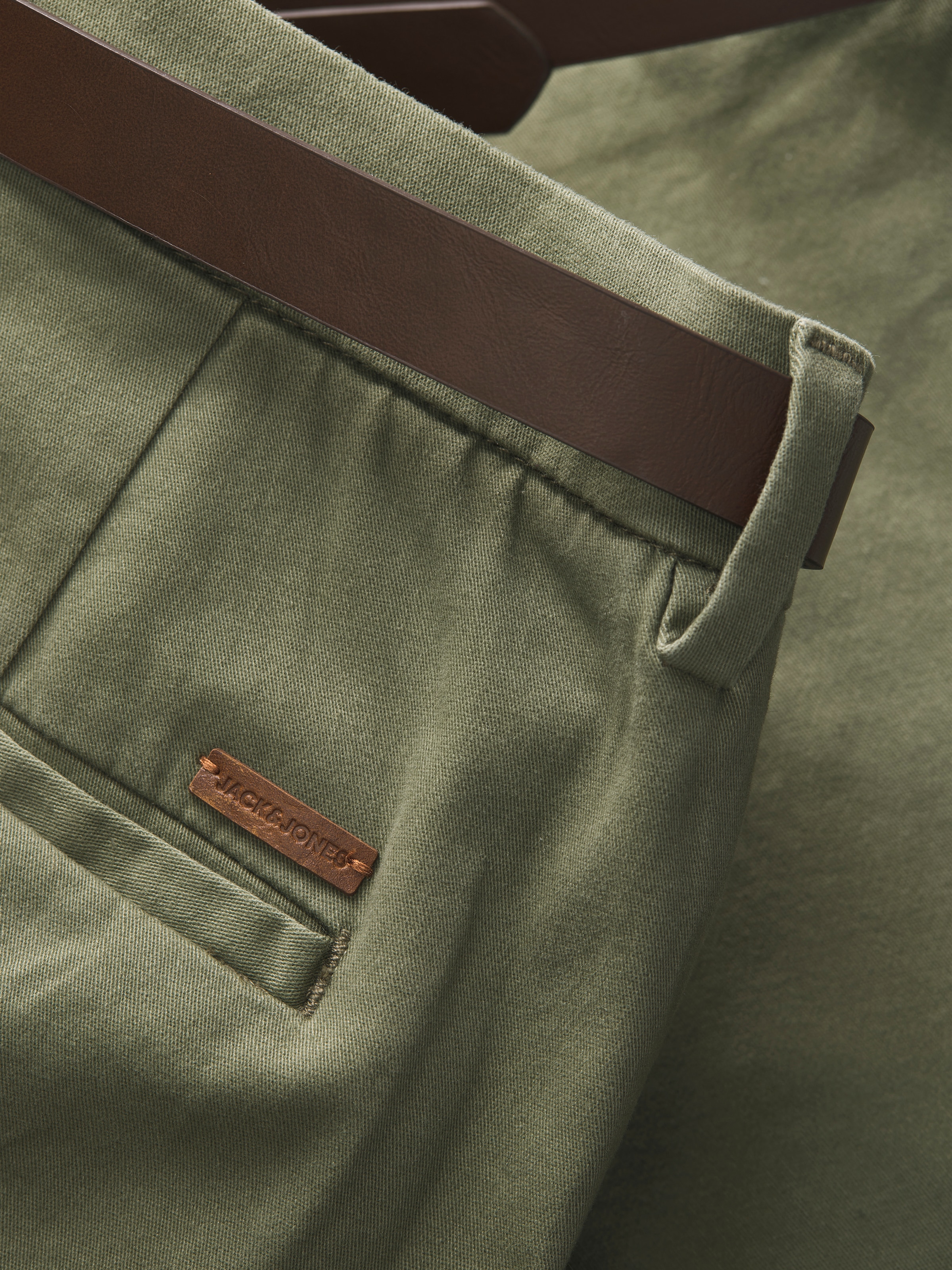 Jack & Jones Chinoshorts »JPSTADAM BELTED CHINO SHORTS SRT«