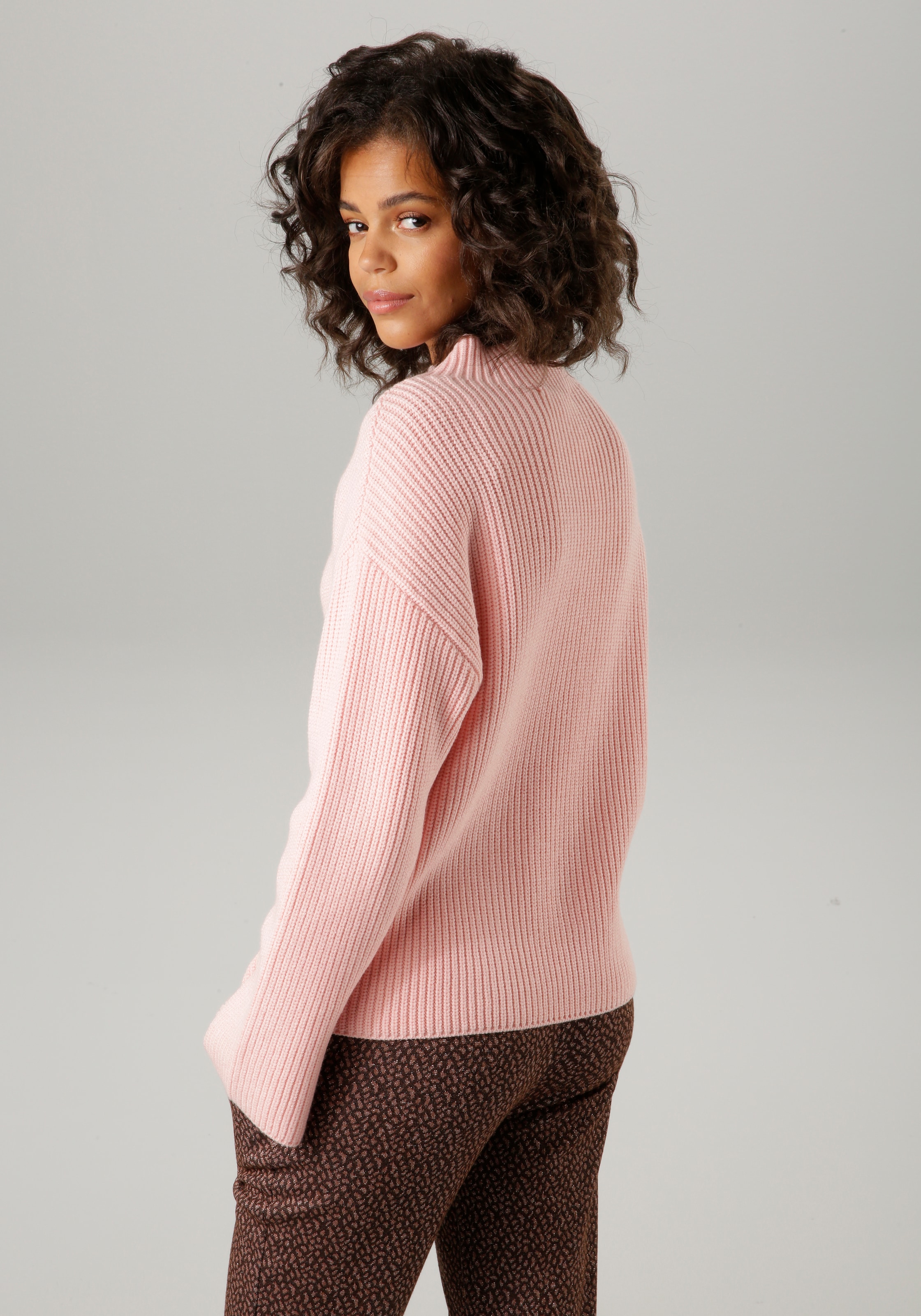 Aniston CASUAL Strickpullover, mit Stehkragen