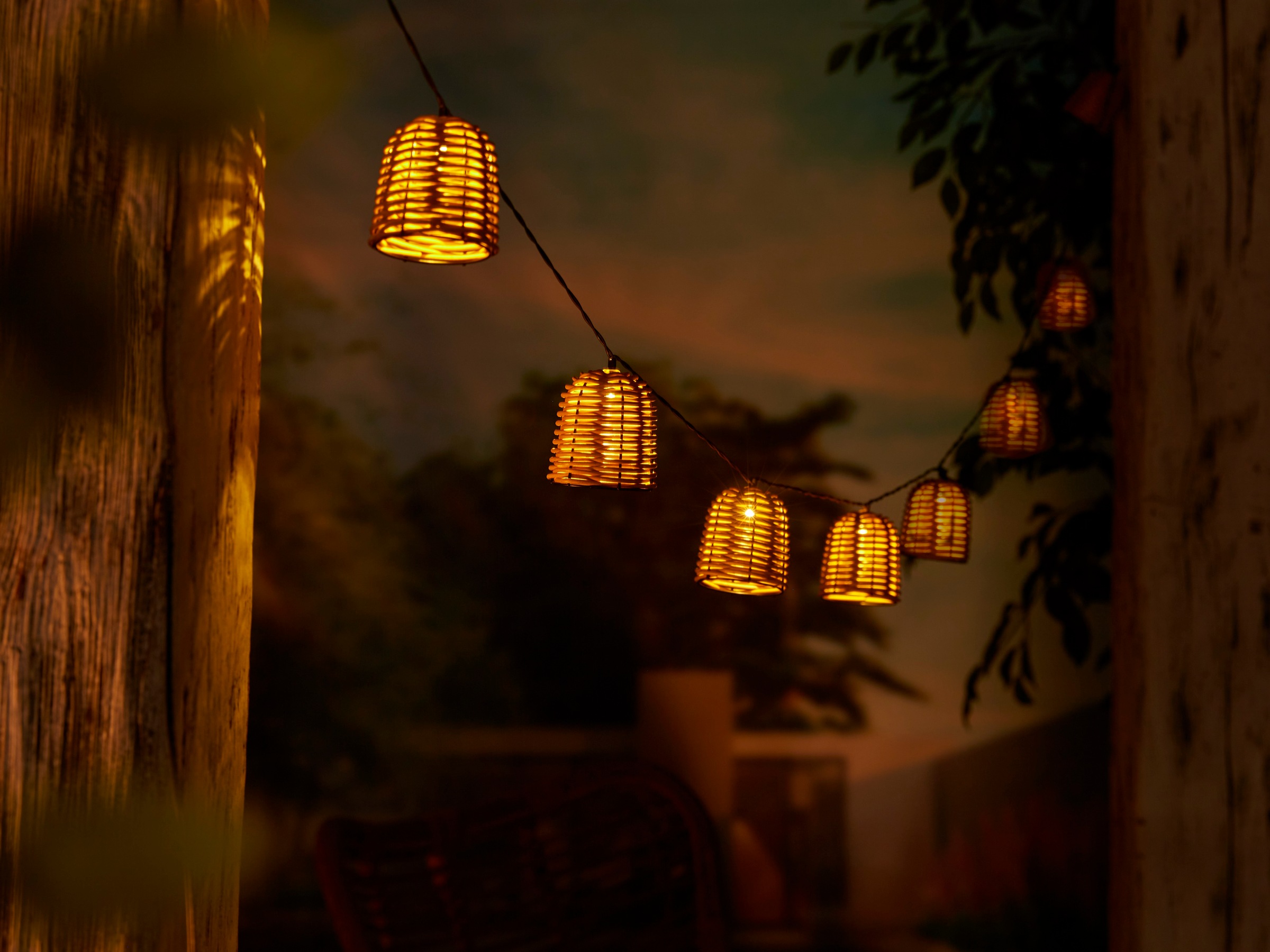 LUXFORM LED-Lichterkette »Luxform Solar Rattan« 1 Stk.-flammig LED-Lichterkette, Solarenergie, warmweiß, IP44