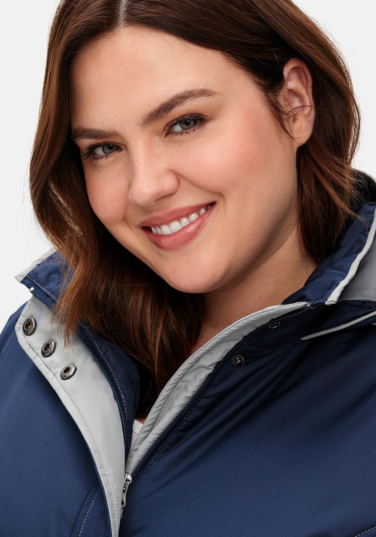 Sheego Outdoorjacke »Funktionsjacke wärmend, wind- und wasserabweisend«