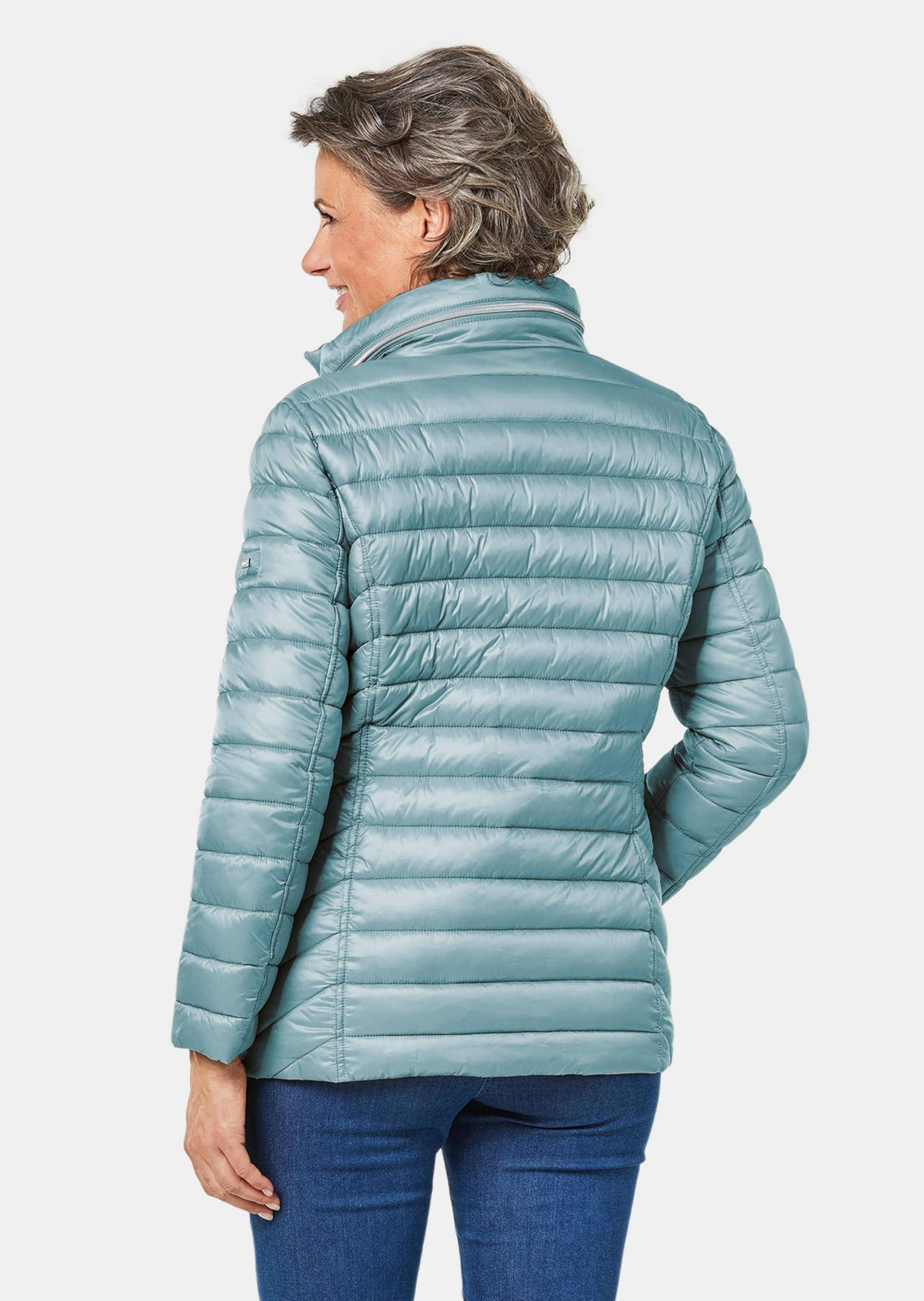 GOLDNER Steppjacke »Kurzgröße Leichte Steppjacke mit Kapuze« Leichte Wattierung mit Diagonalstepp
