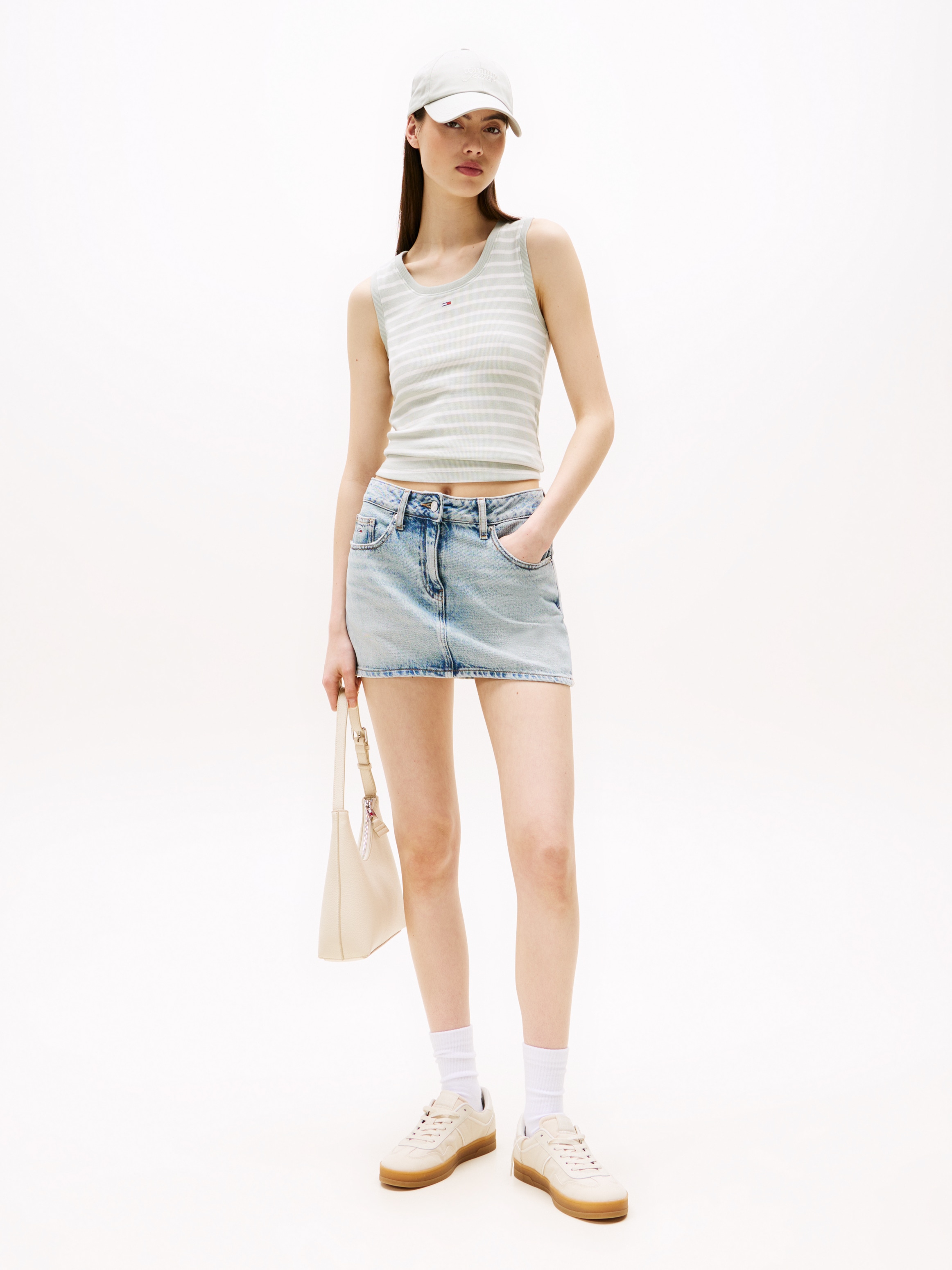 Tommy Jeans Tanktop »TJW ESSENTIAL RIB TANK EXT«, mit Logostickerei