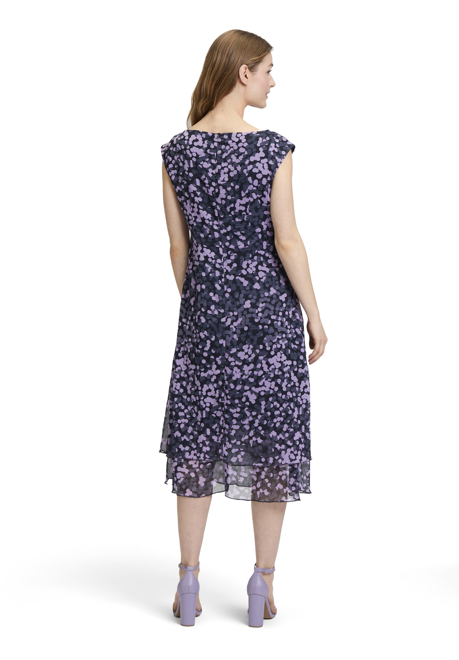 Betty&Co Midikleid »Midikleid mit Stufen«