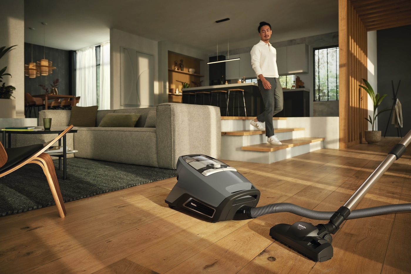 Miele Bodenstaubsauger »Blizzard CX1 PowerLine« 890 W beutellos