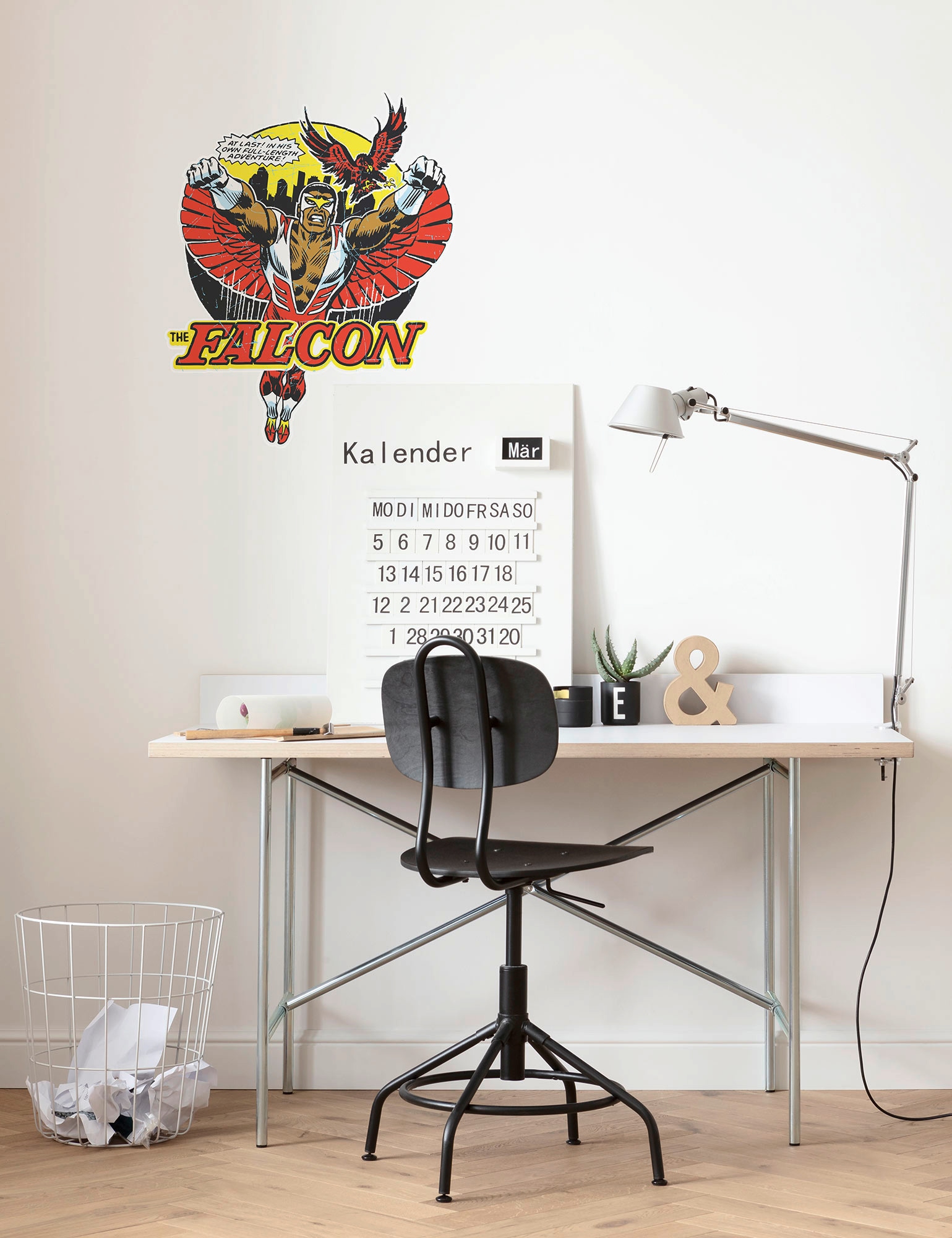 Komar Wandtattoo »Falcon Comic Classic«, (1 St.), 50x70 cm (Breite x Höhe), selbstklebendes  Wandtattoo online kaufen | mit 3 Jahren XXL Garantie