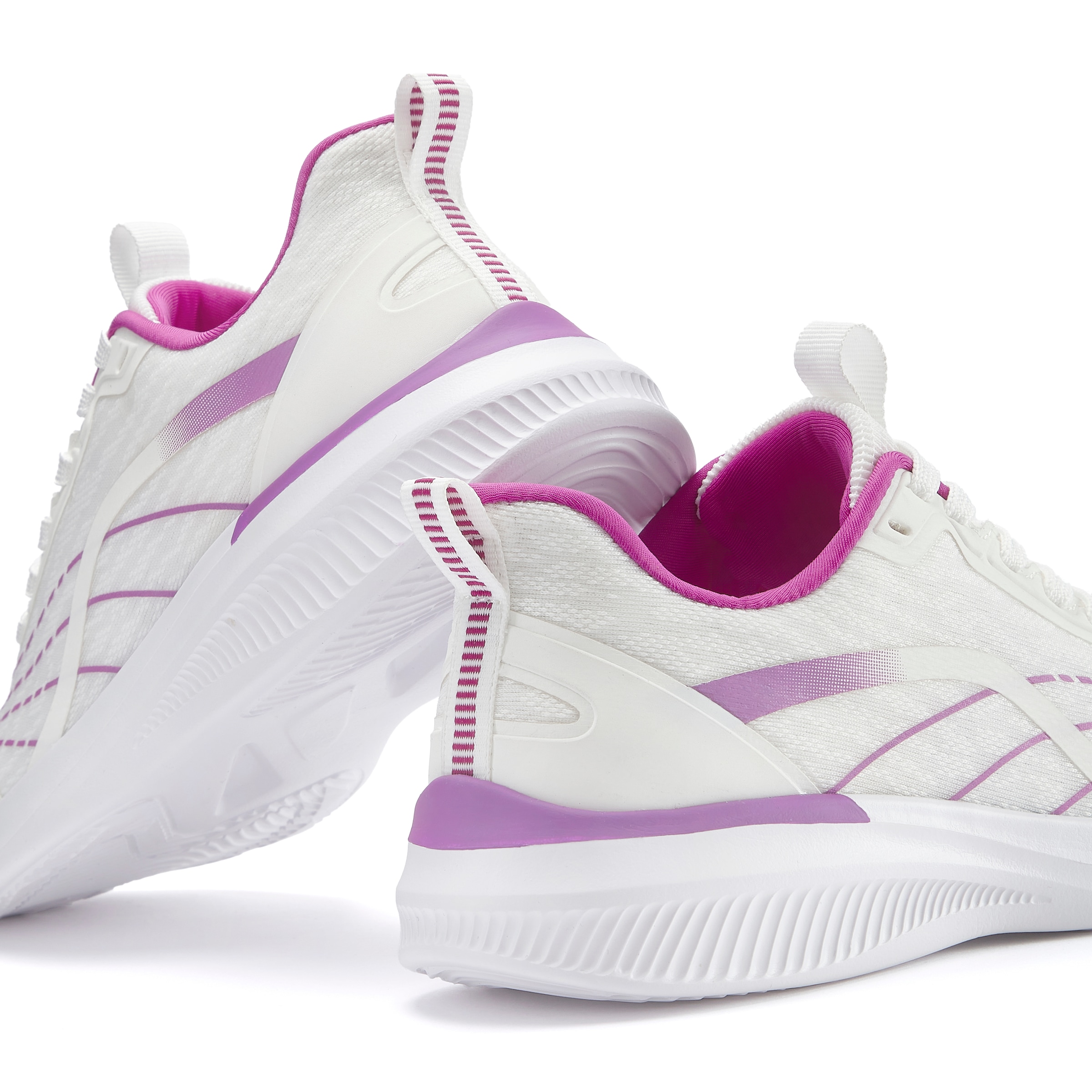 LASCANA Sneaker »Halbschuh, Schnürschuh, Freizeitschuh«, aus Textil mit Farbakzenten