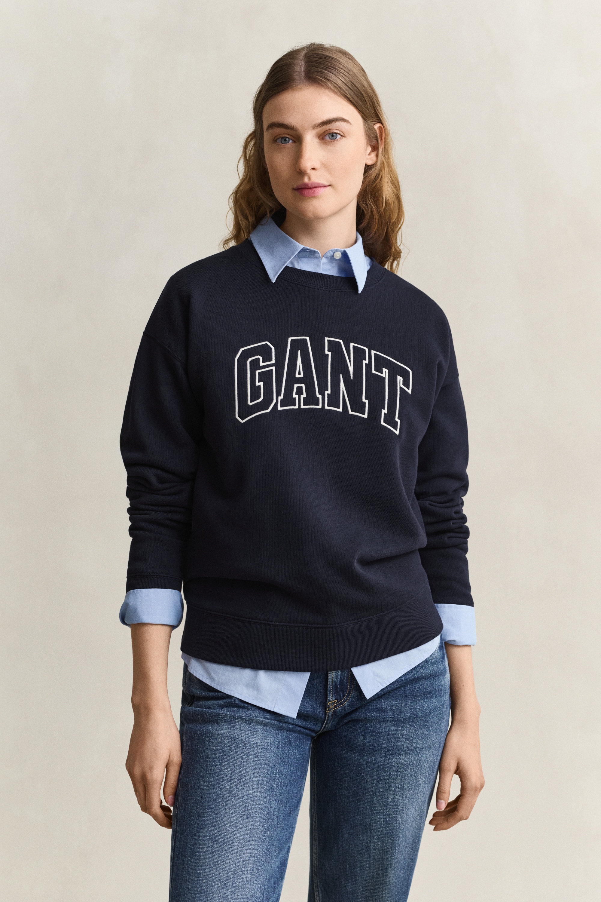 Gant Sweatshirt »GRAPHIC C-NECK SWEAT«, Relaxed fit mit Rundhalsausschnitt
