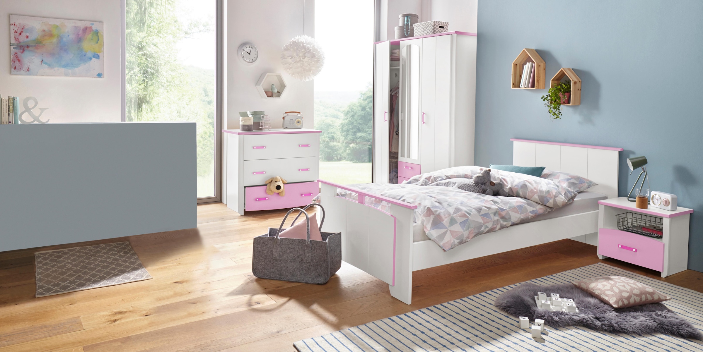 Parisot Jugendzimmer-Set »Biotiful«, (Set, 4 tlg., Bett, Nachttisch, Schrank, Kommode), mit Kleiderschrank und Kommode