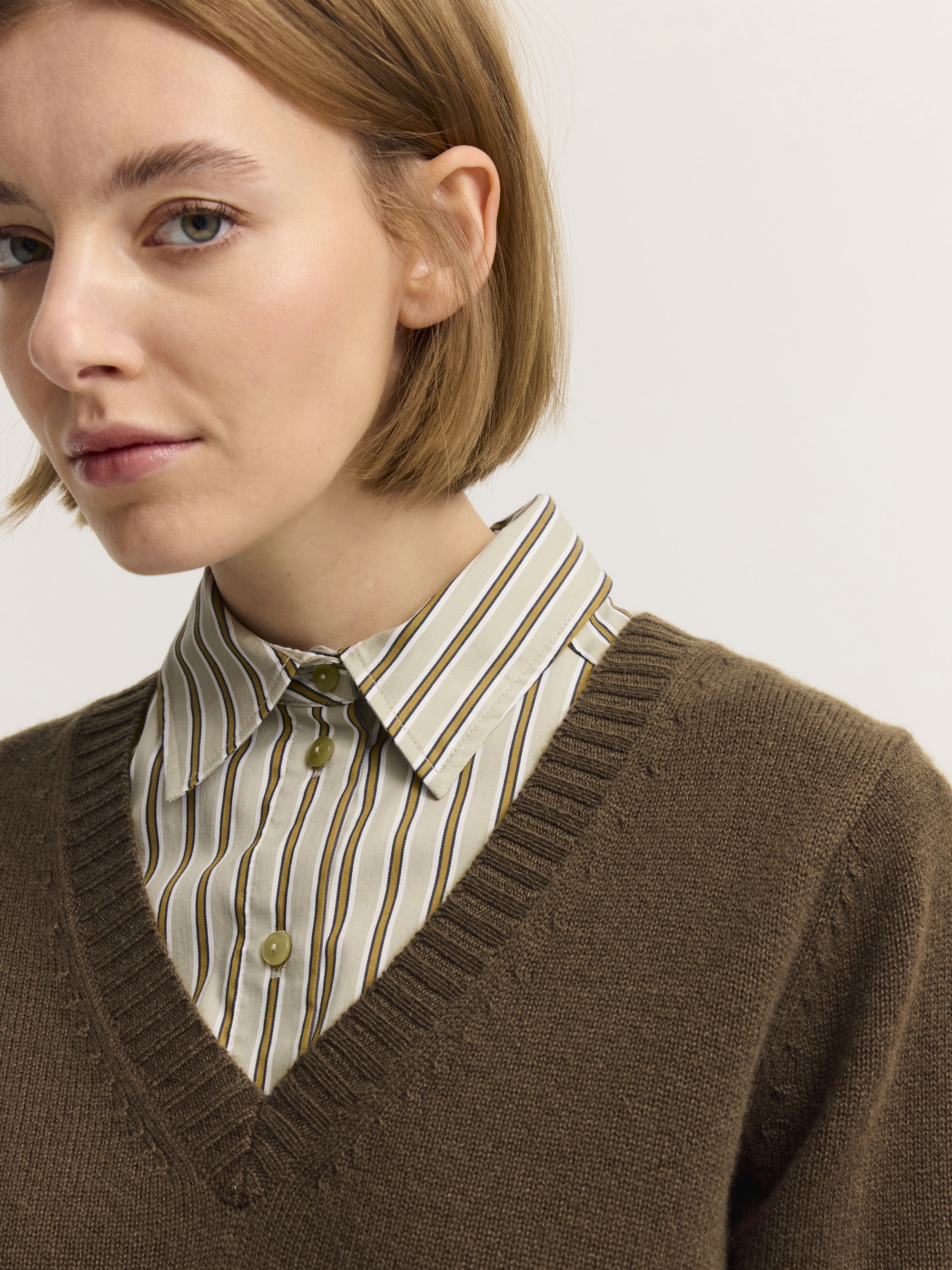 bugatti V-Ausschnitt-Pullover »Regular Fit« Kaschmir V-Ausschnitt