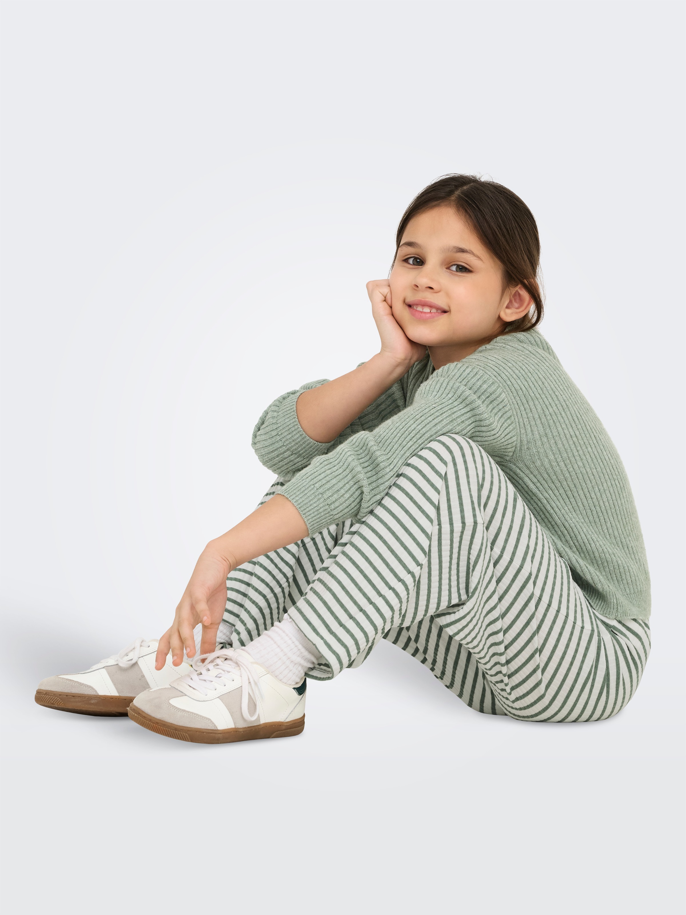 KIDS ONLY Strickjacke »KOGMANDY LS SHORT BOXY CARDIGAN KNT NOOS« Viskosemischung, regular fit